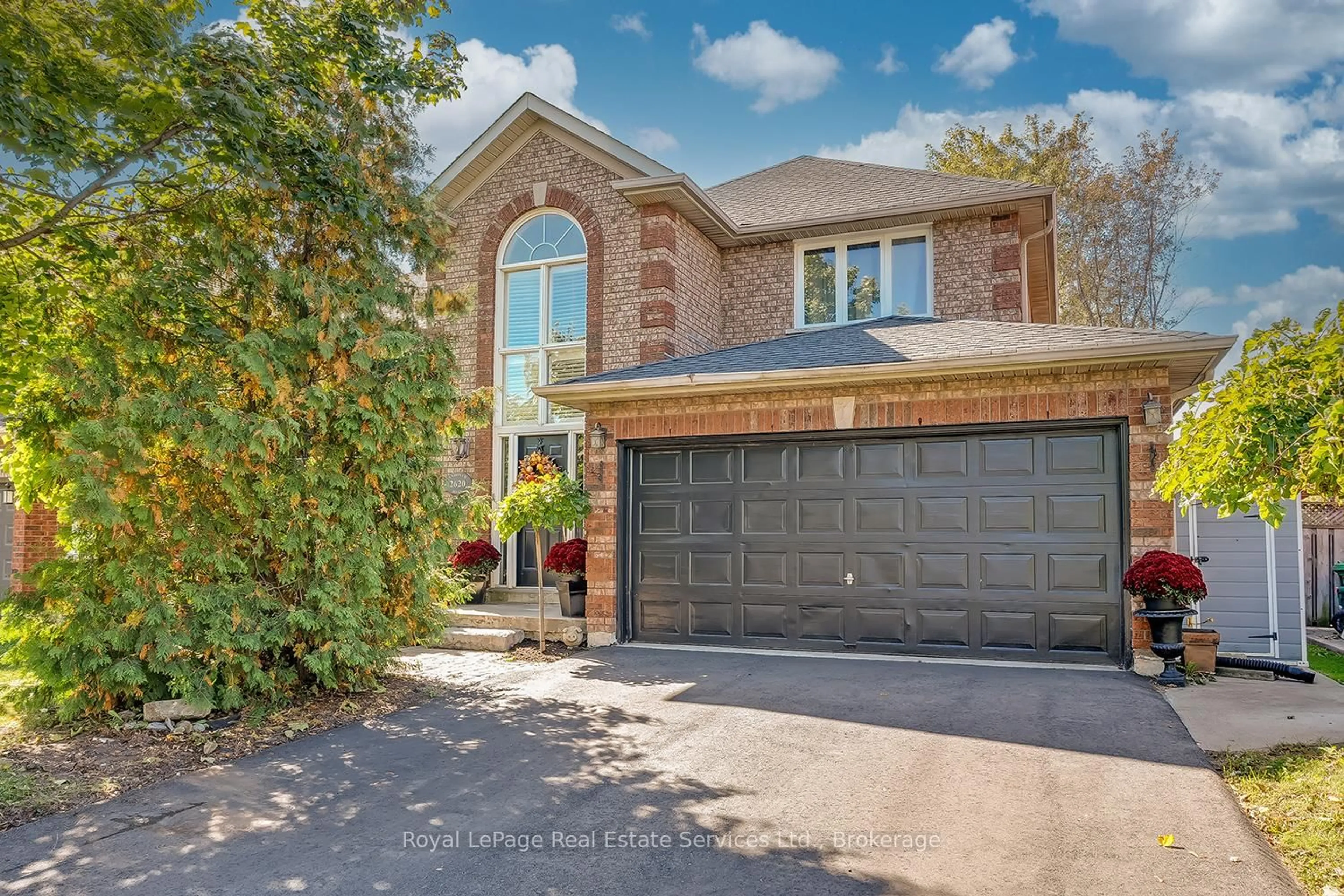 Home with brick exterior material, street for 2620 Andover Rd, Oakville Ontario L6H 6C4