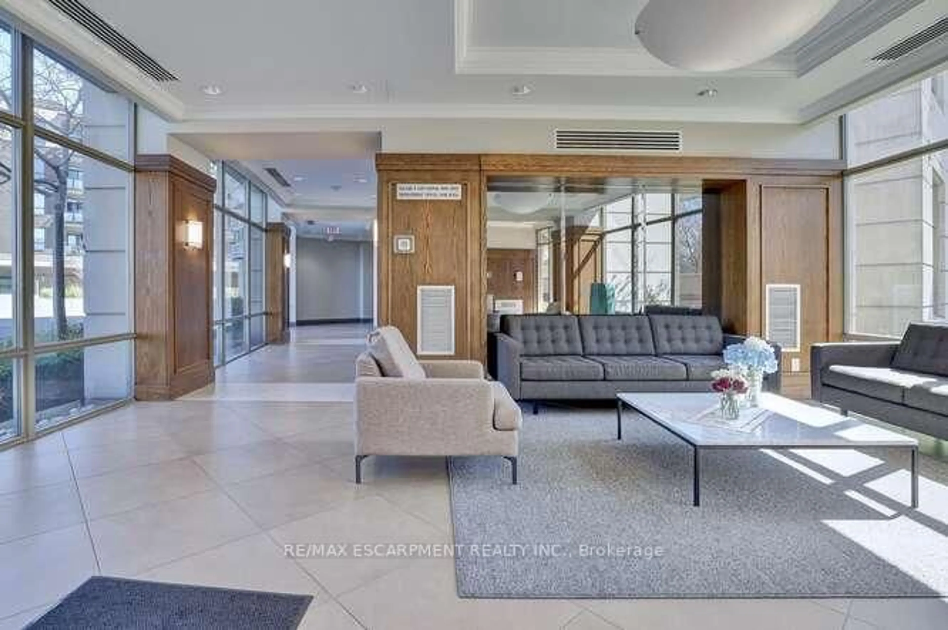 Lobby for 2391 Central Park Dr #202, Oakville Ontario L6H 0E4