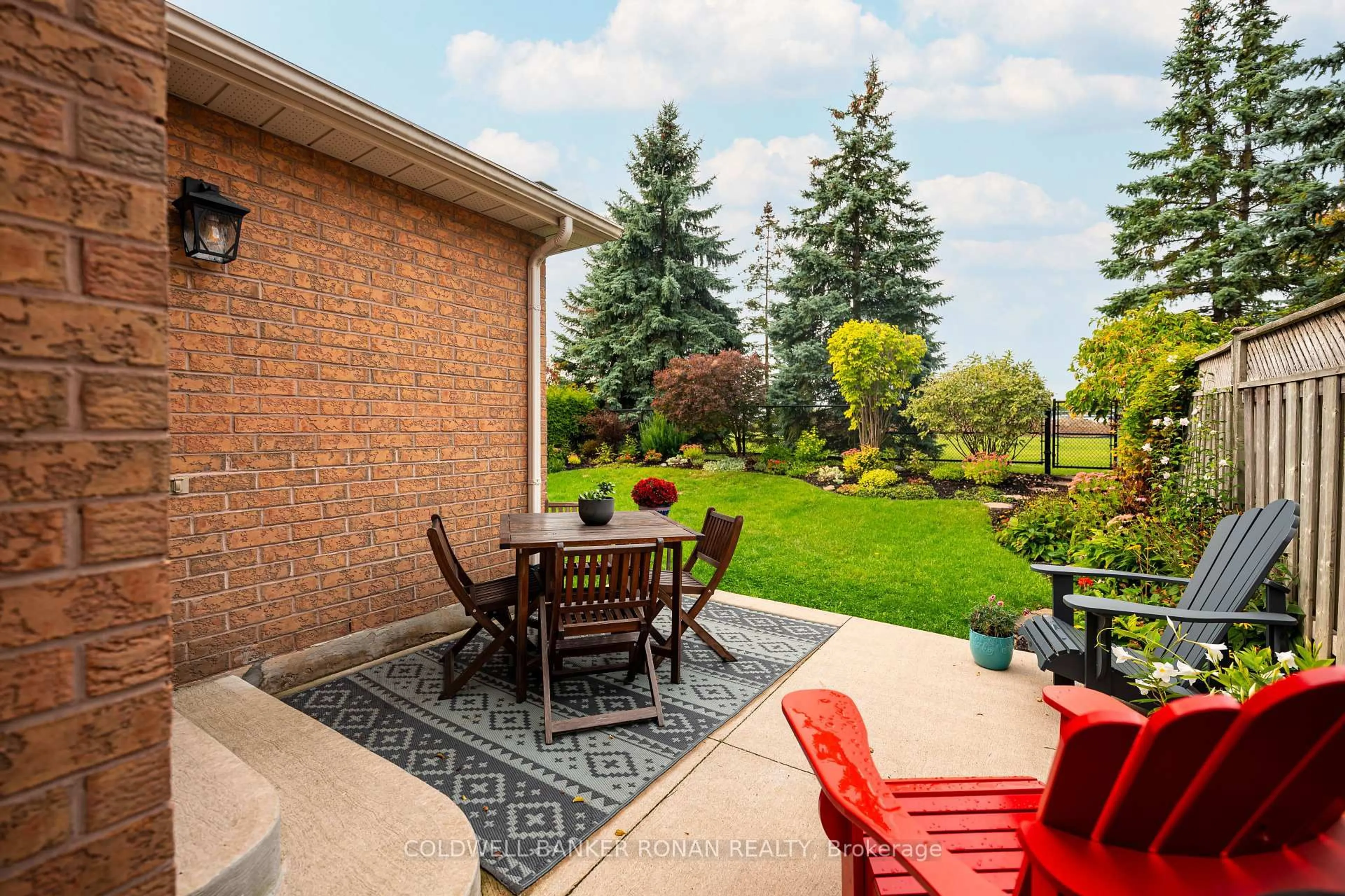 Patio, street for 44 Baccarat Cres, Brampton Ontario L7A 1K7