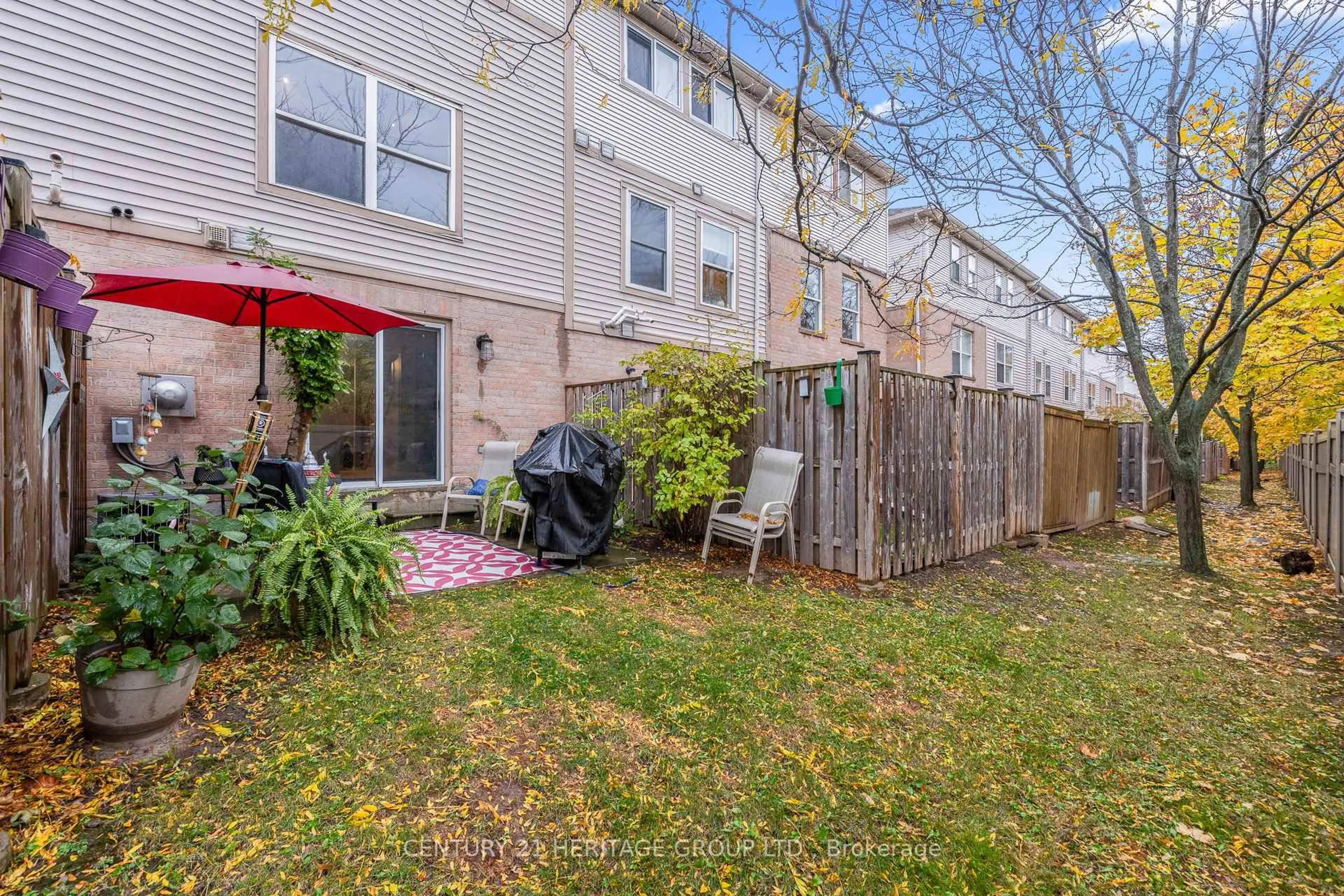 Patio, street for 2531 Northampton Blvd #51, Burlington Ontario L7M 4H5