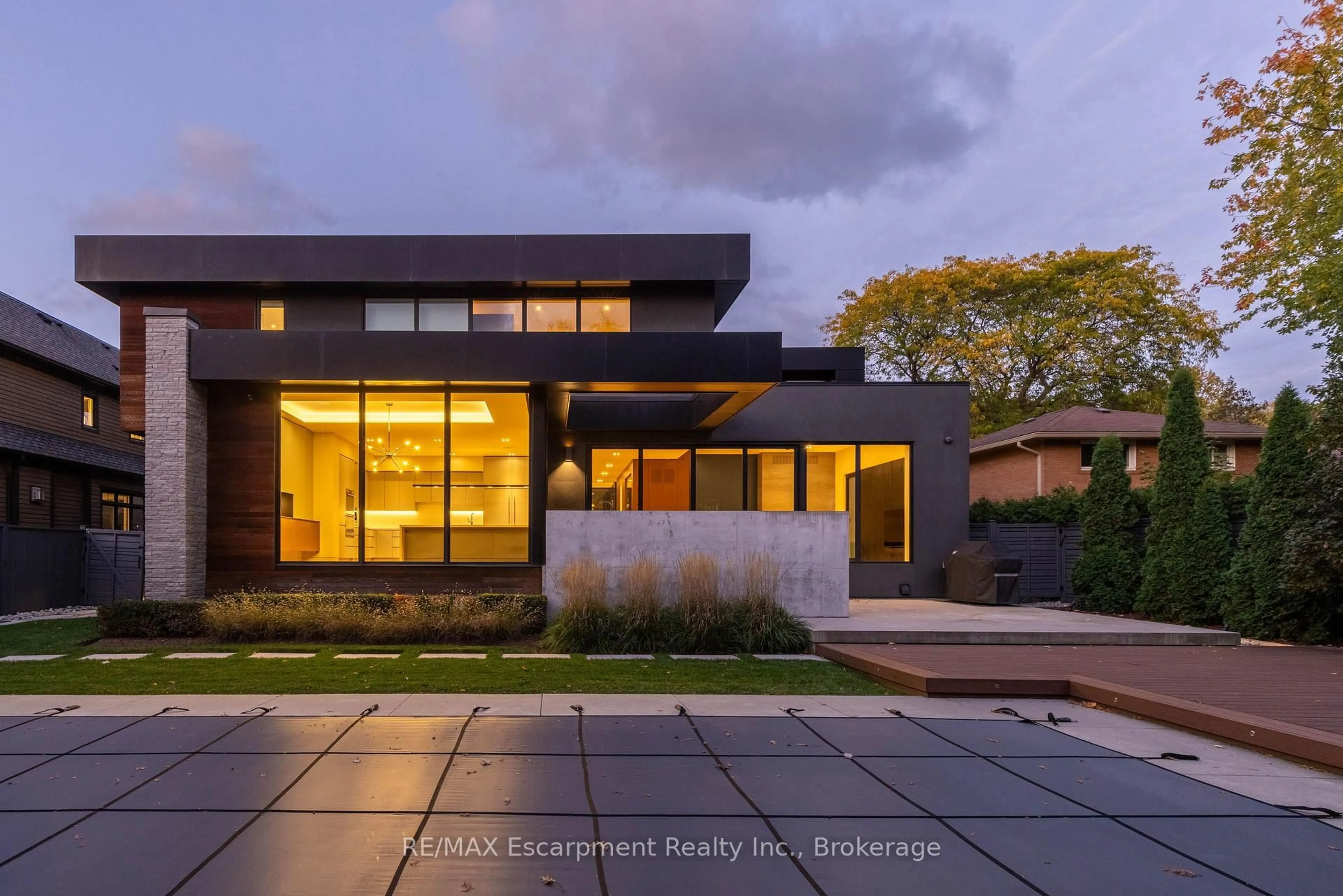 Unknown for 144 Sparling Crt, Oakville Ontario L6K 2J7