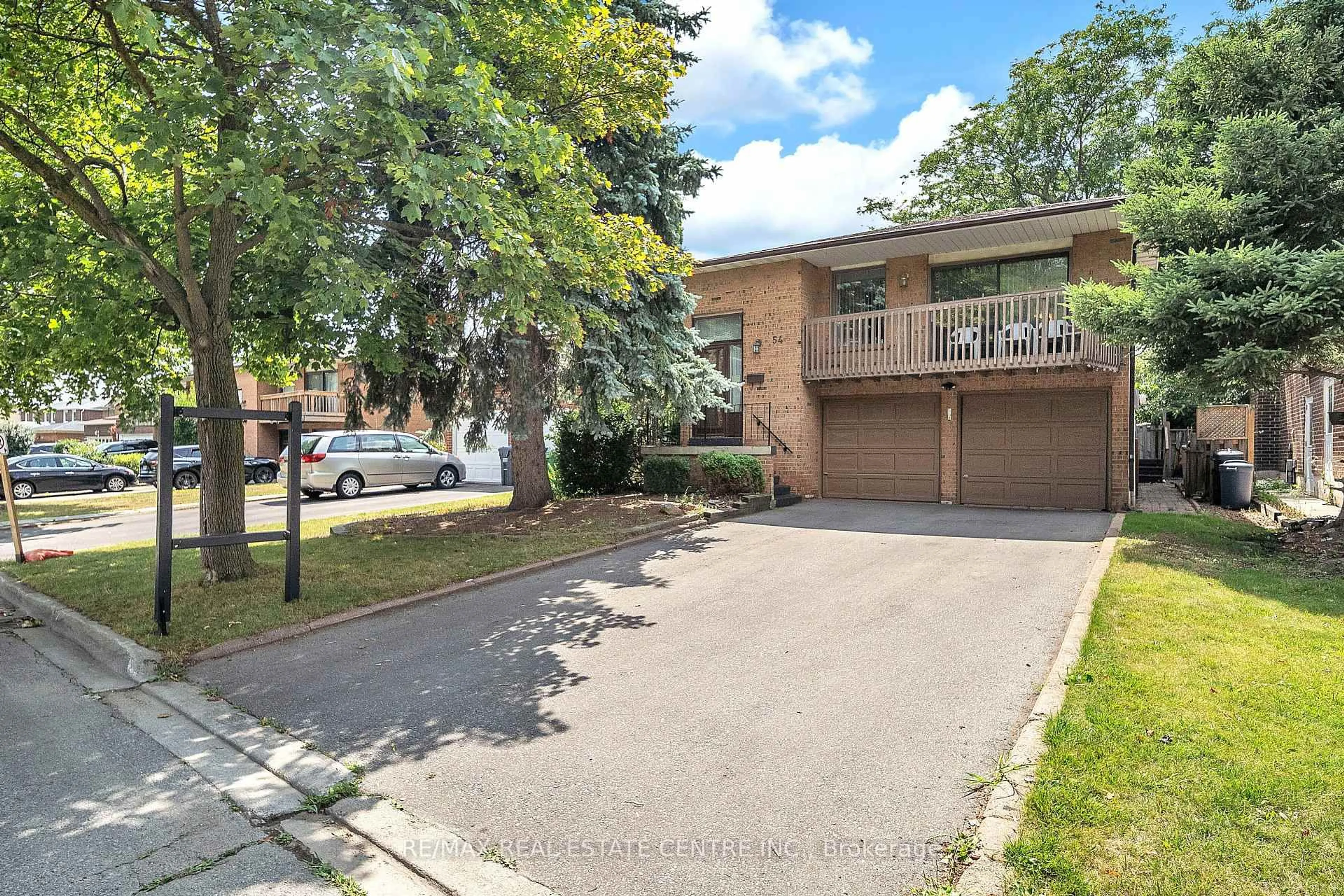 Unknown for 54 Braidwood Lake Rd, Brampton Ontario L6Z 1X6