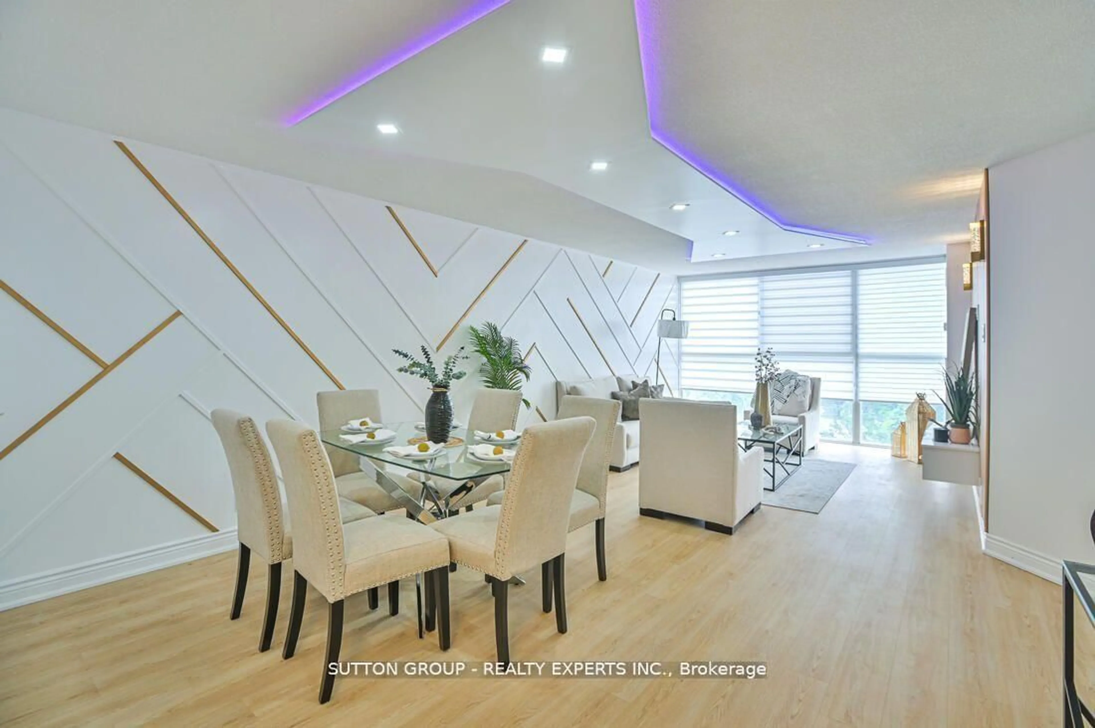 Dining room, wood/laminate floor for 35 Trailwood Dr #713, Mississauga Ontario L4Z 3L6