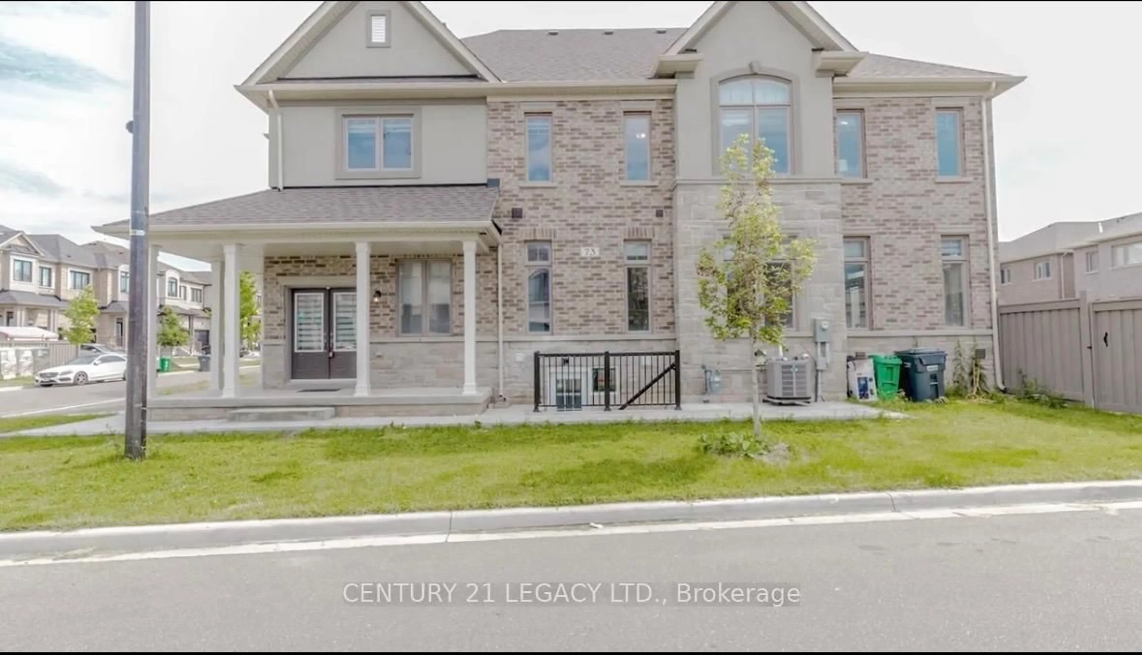 Home with brick exterior material, street for 73 Brushwood Dr, Brampton Ontario L6Y 6J4