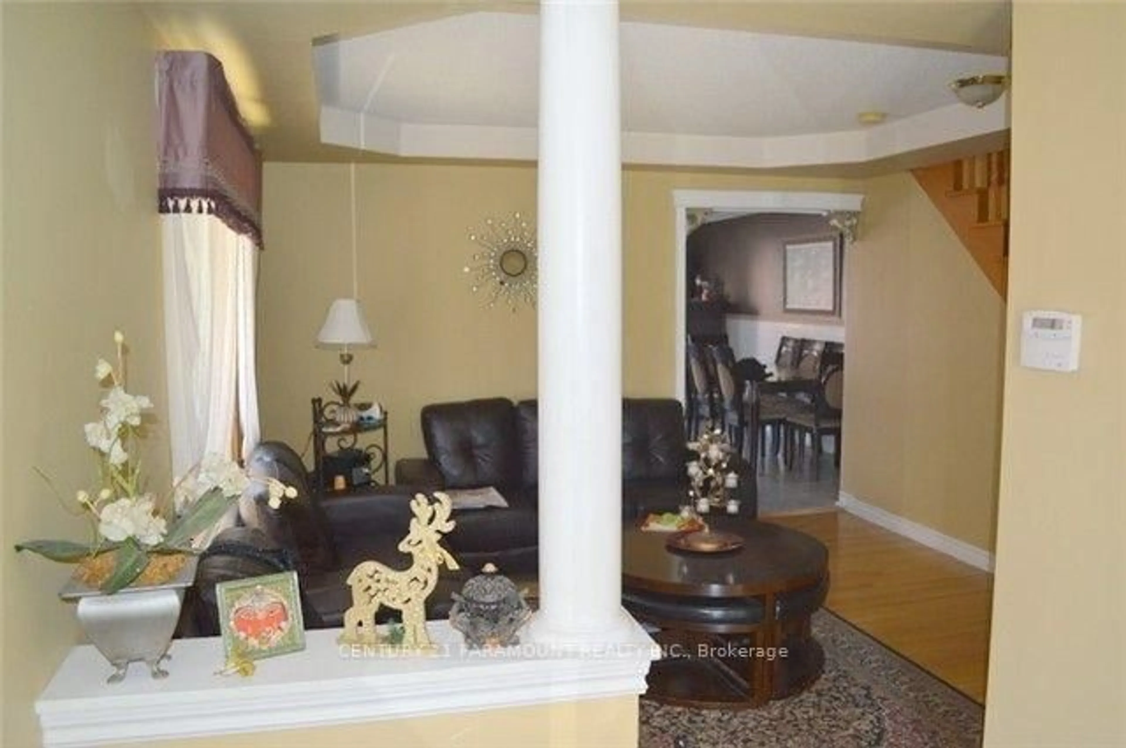 Unknown for 641 Macbeth Hts, Mississauga Ontario L5W 1E5