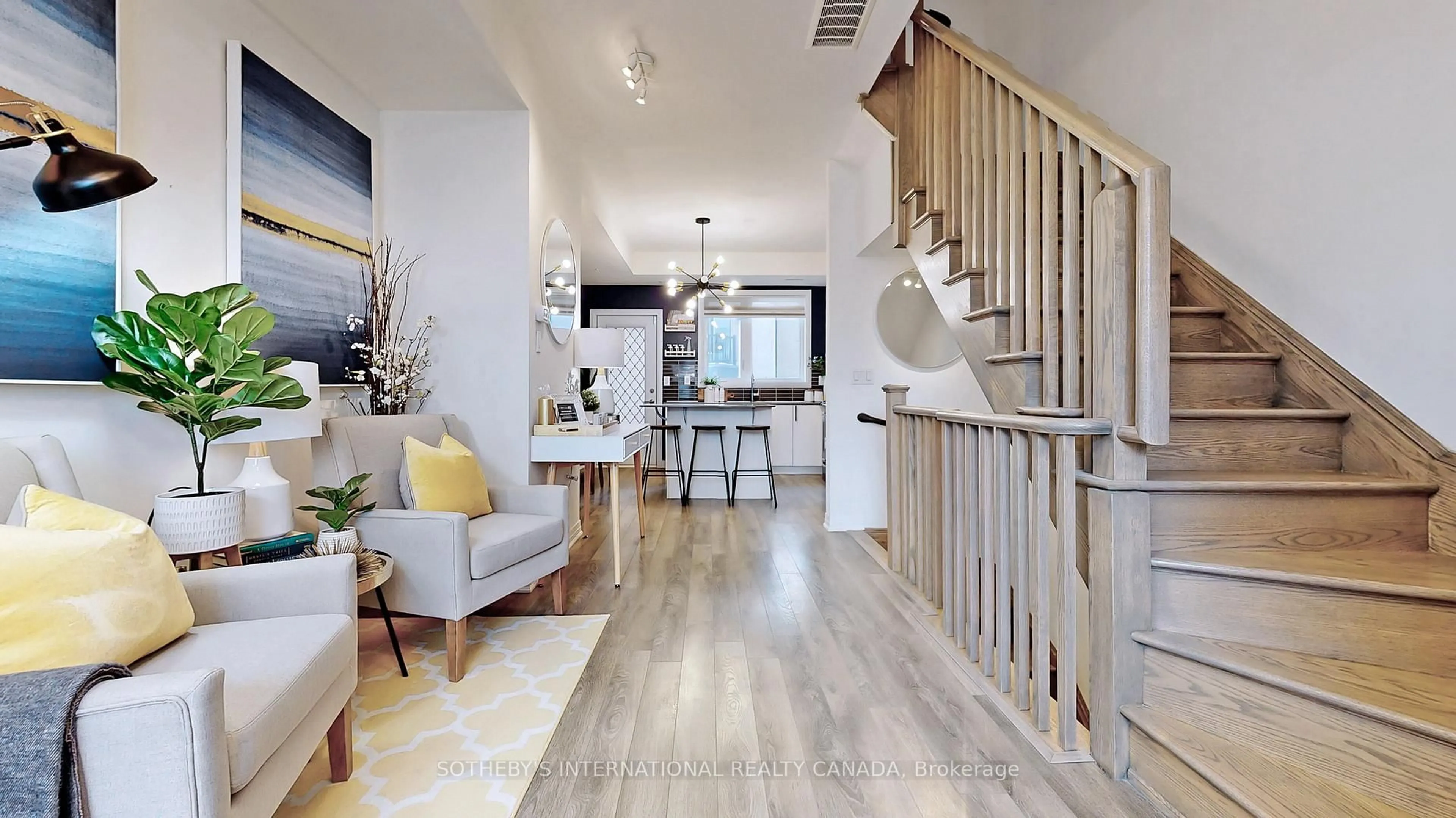 Indoor entryway for 27 Thomas Mulholland Dr, Toronto Ontario M3K 0A8