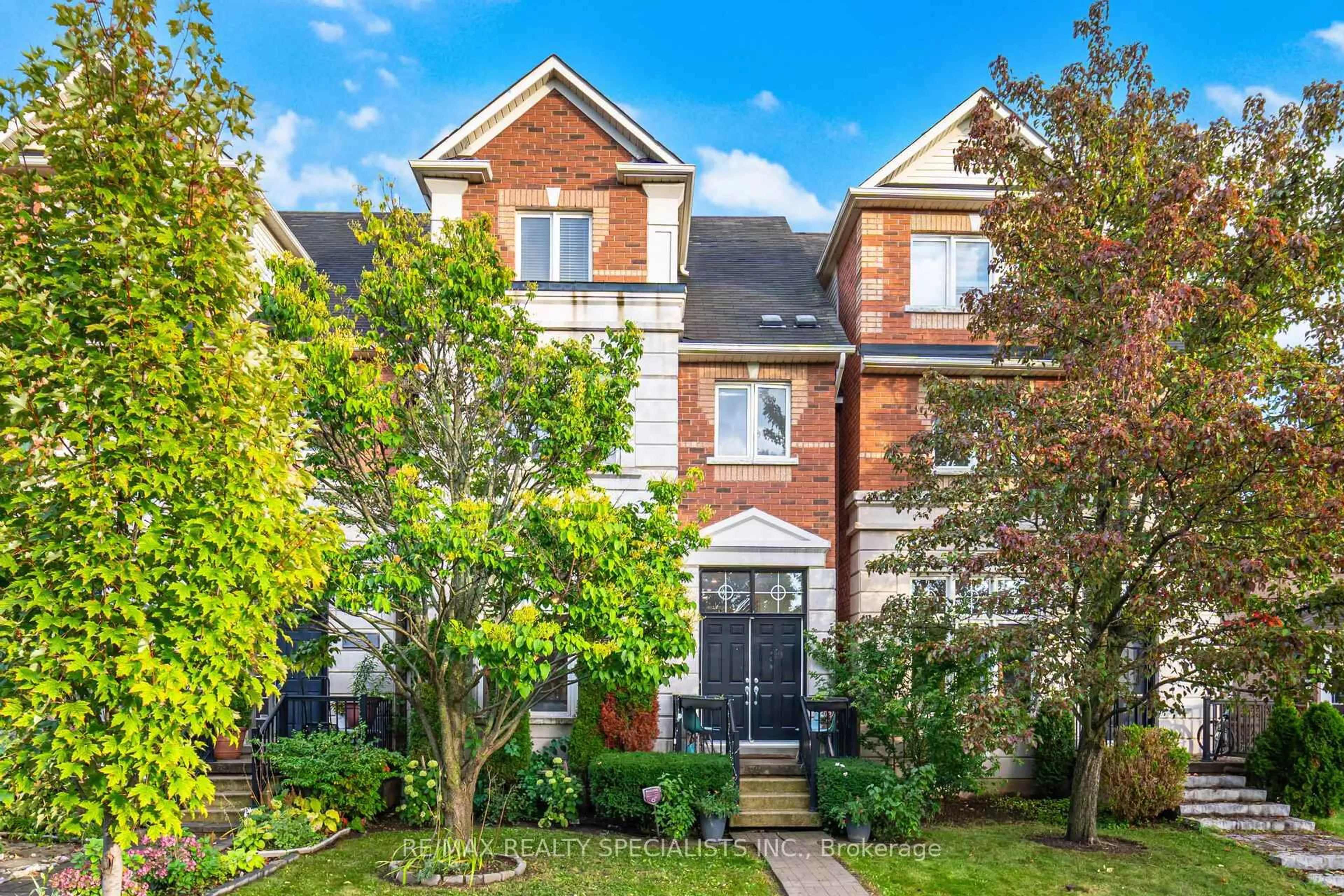 Home with brick exterior material, street for 3296 Flagstone Dr, Mississauga Ontario L5M 7T7