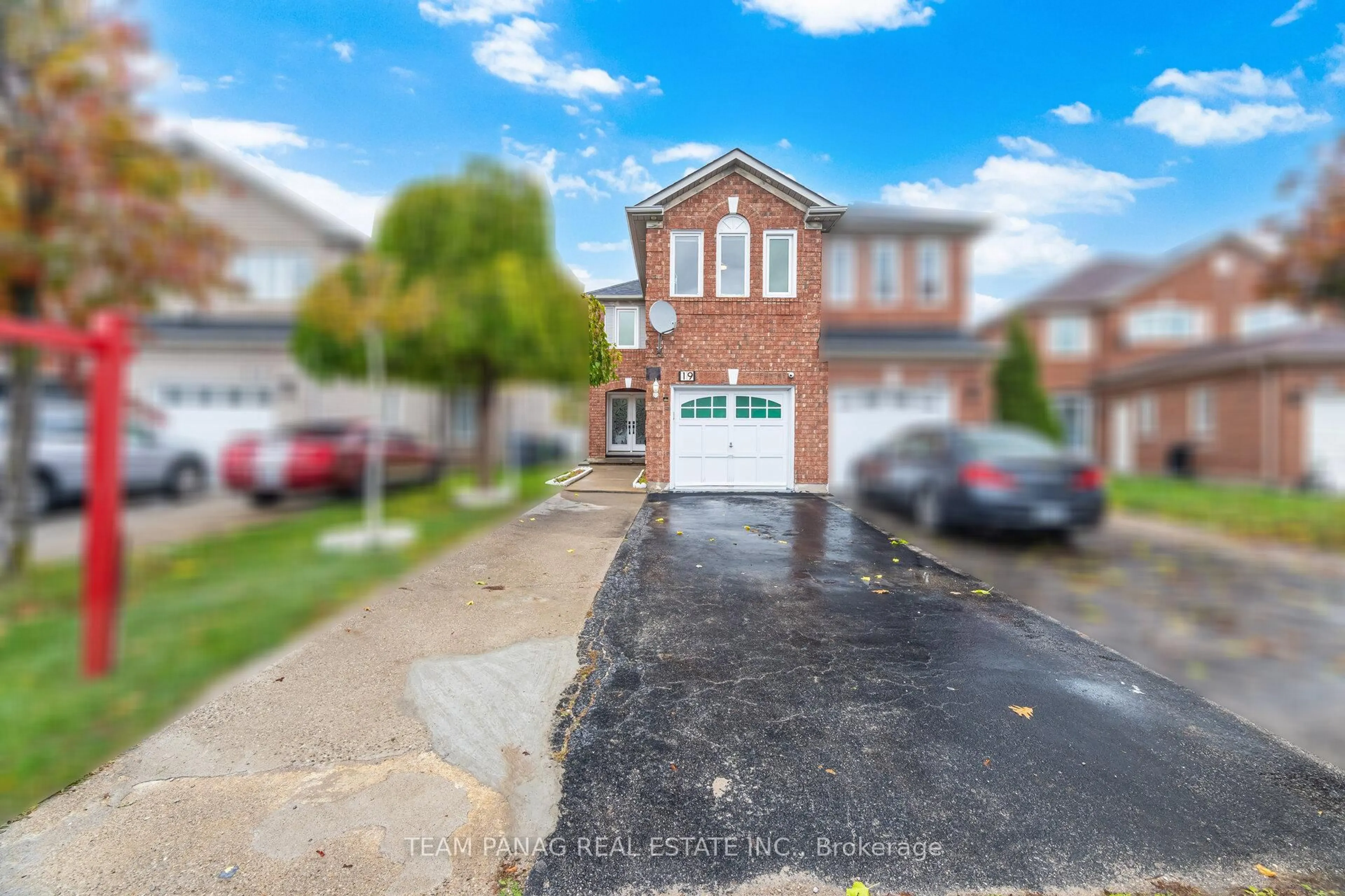 Unknown for 19 Mount Fuji Cres, Brampton Ontario L6R 2L3