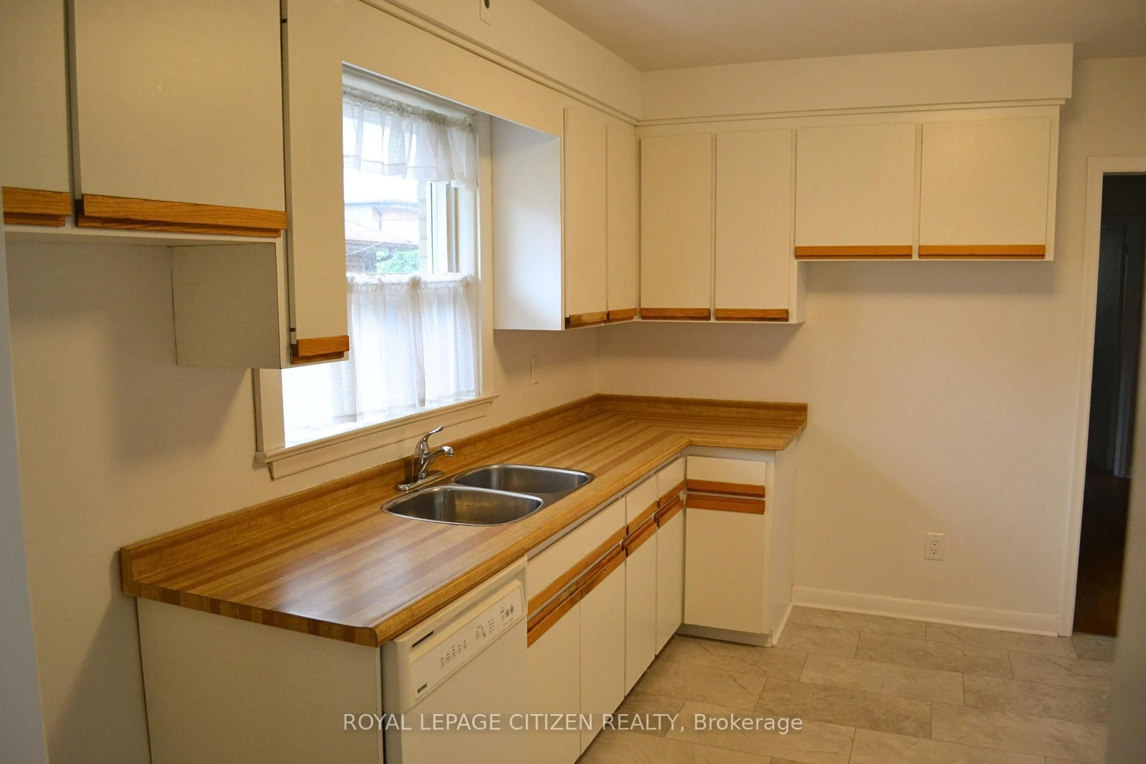 Standard kitchen, unknown for 47 Barkwin Dr, Toronto Ontario M9V 2W5