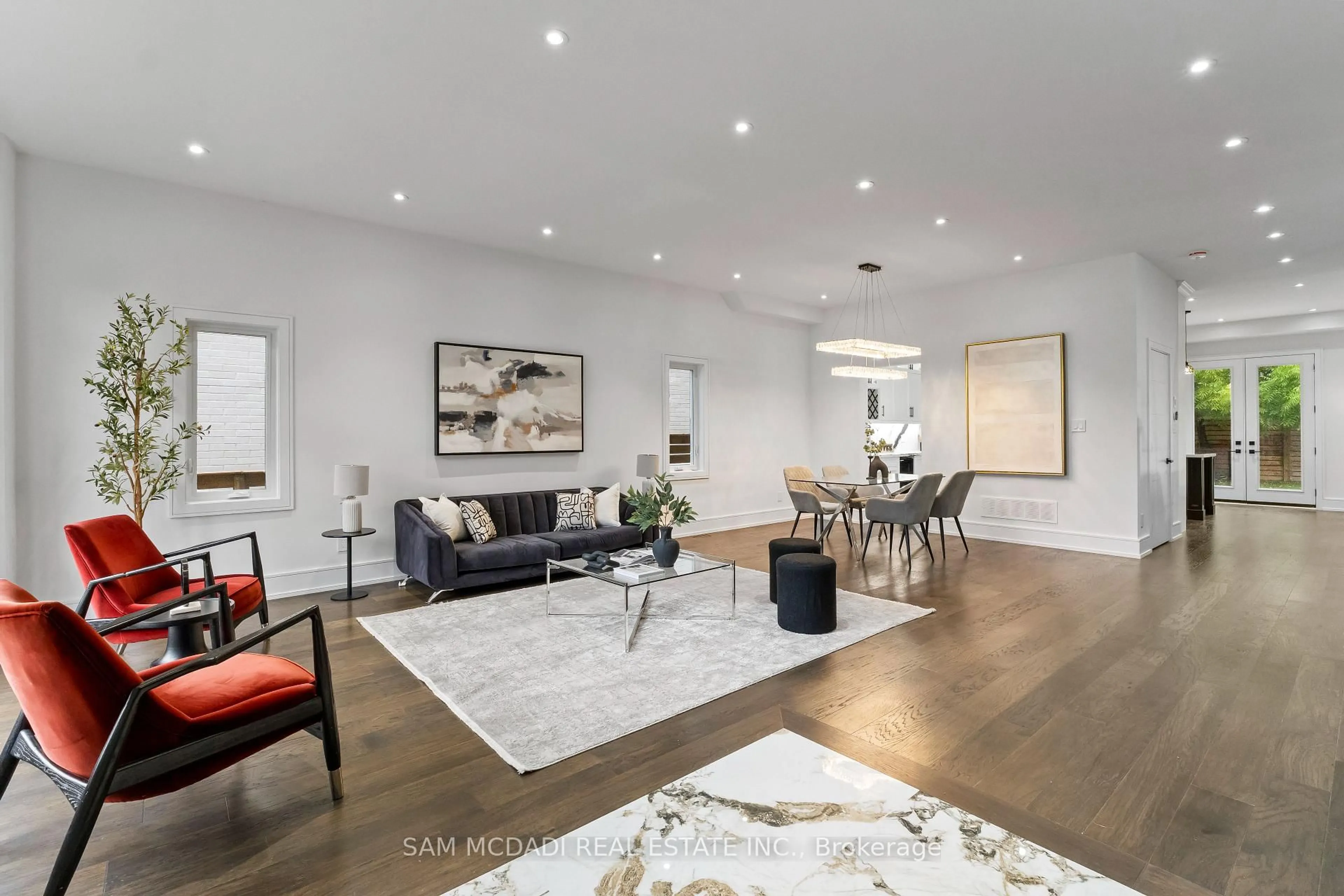 Living room with furniture, unknown for 193 Mateo Pl, Mississauga Ontario L5A 0A5