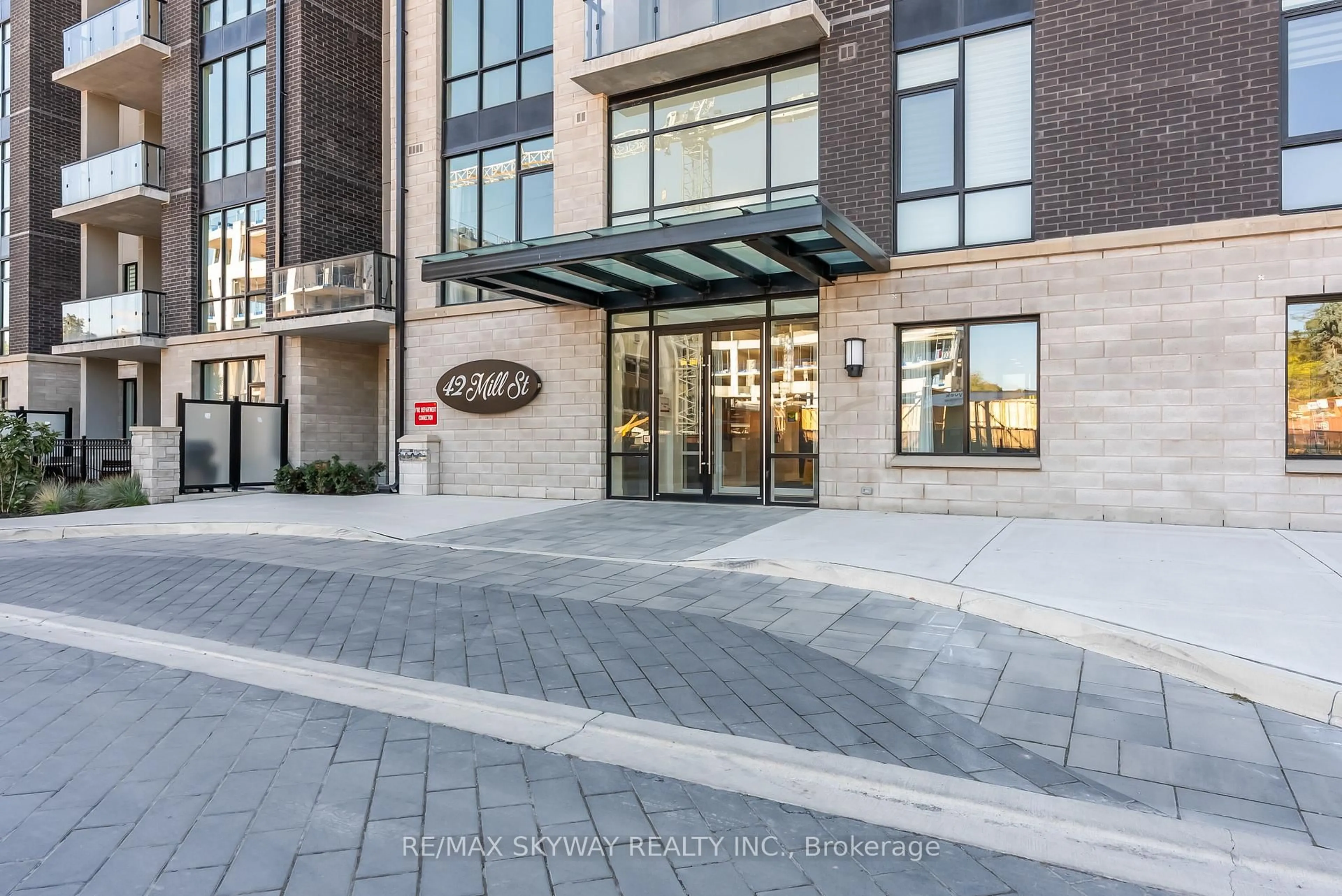 Unknown for 42 Mill St #105, Halton Hills Ontario L7G 0P9