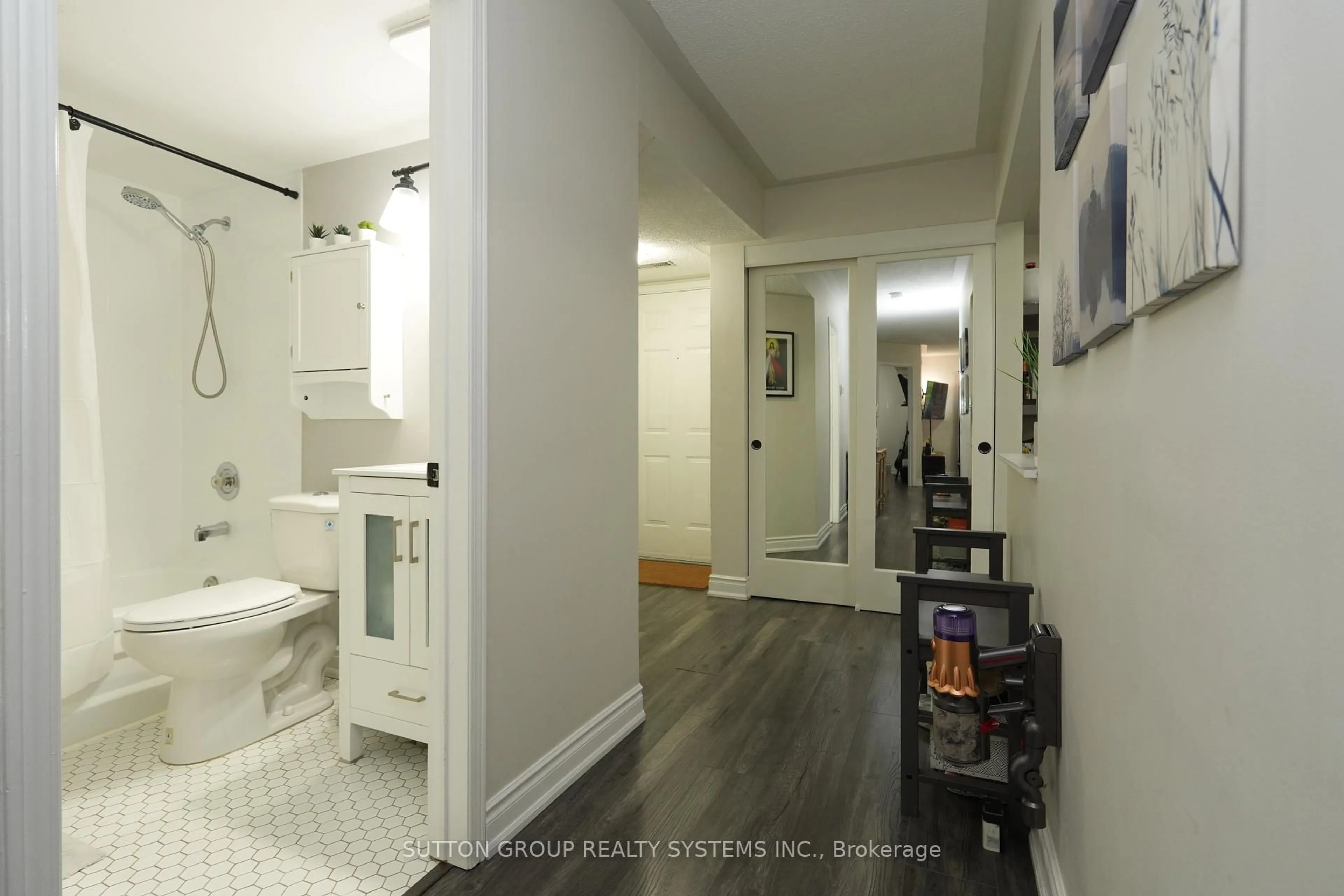 Unknown for 103 Bristol Rd #183, Mississauga Ontario L4Z 3P6