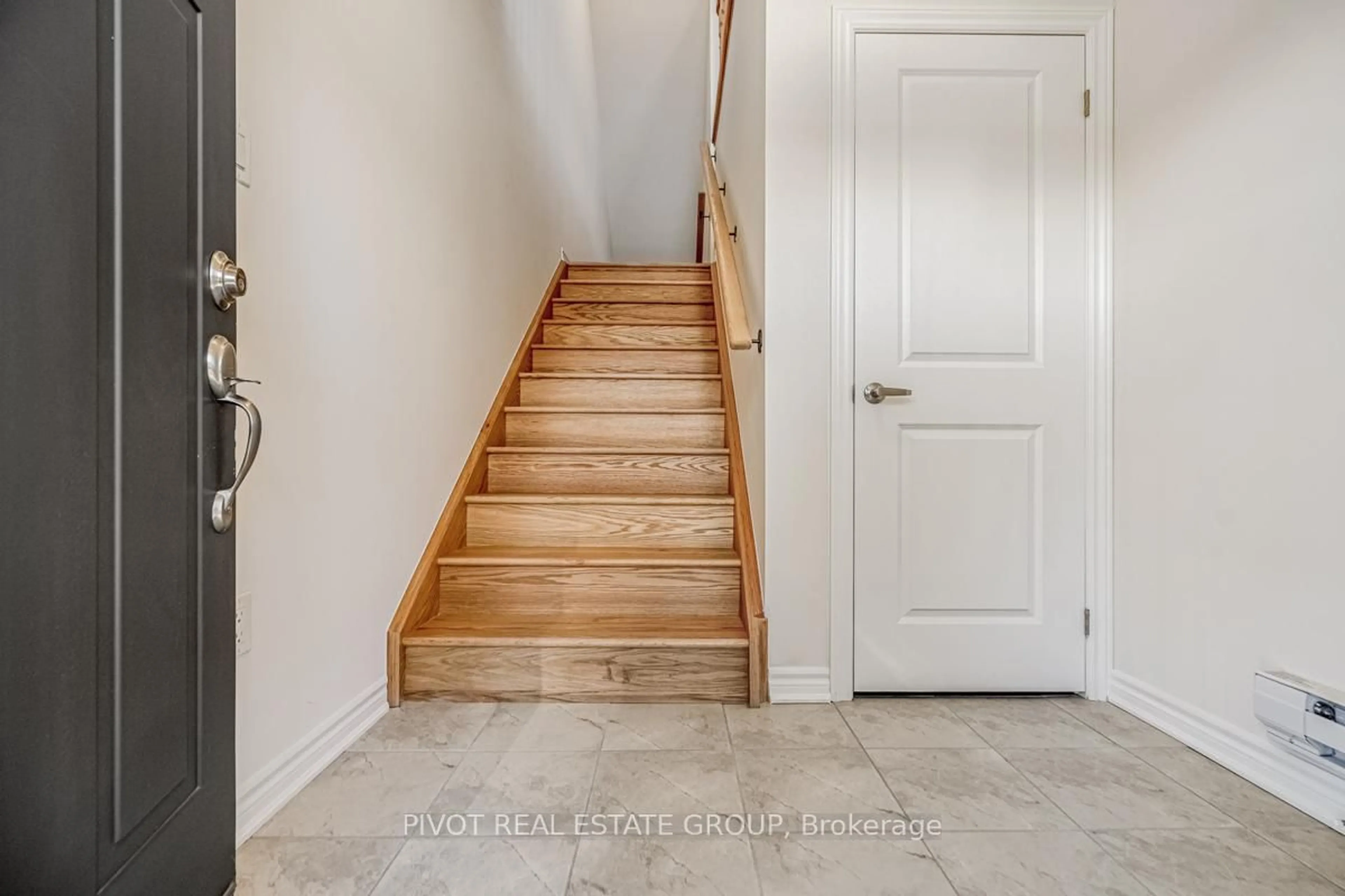 Unknown for 28 McCormack Rd, Caledon Ontario L7C 4J6