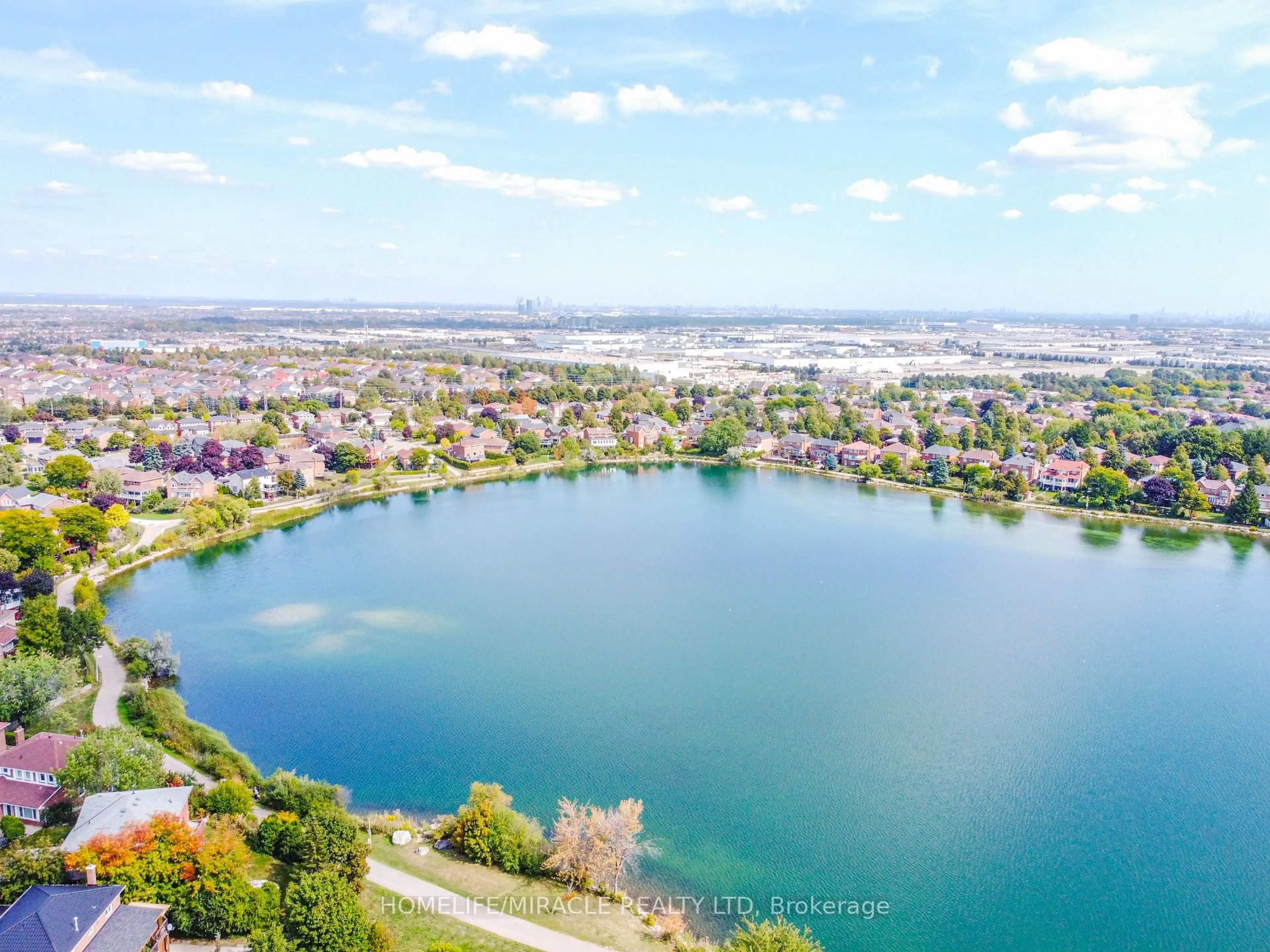 A pic from outside/outdoor area/front of a property/back of a property/a pic from drone, water/lake/river/ocean view for 30 Peaceful Pl, Brampton Ontario L6S 4E6
