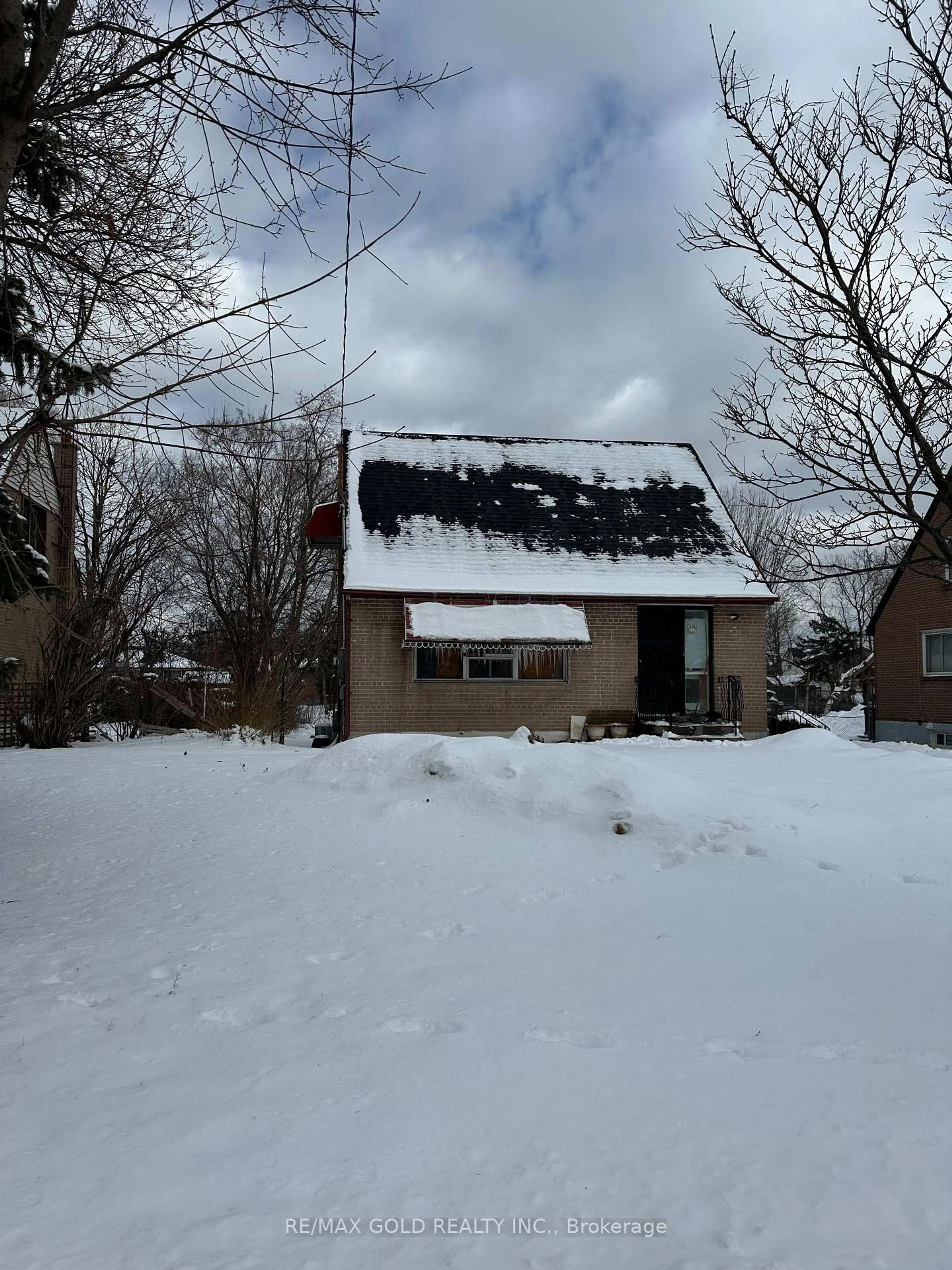 Shed for 7125 Minotola Ave, Mississauga Ontario L4T 2S9