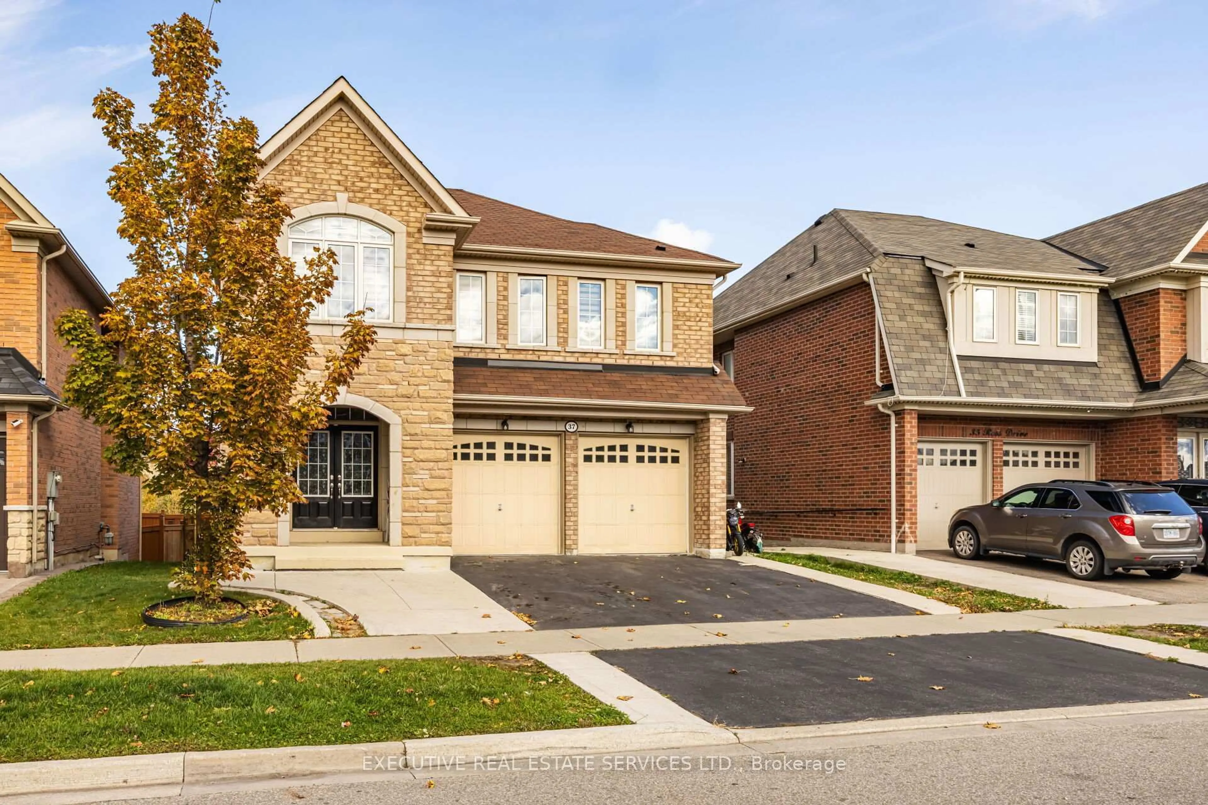 Home with brick exterior material, street for 37 Ross Dr, Brampton Ontario L6R 3S7