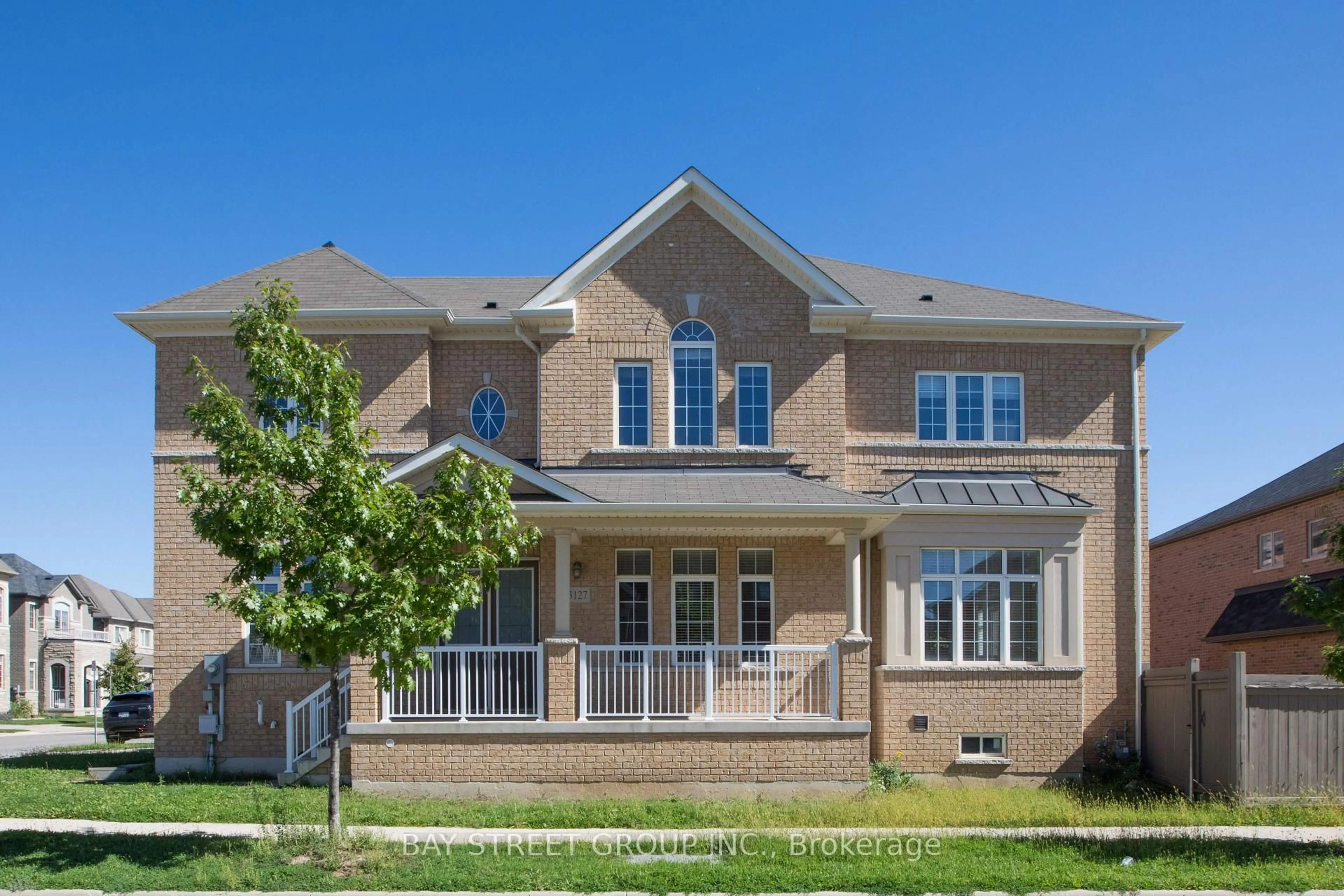 Home with brick exterior material, street for 3127 Streamwood Pass, Oakville Ontario L6H 0T2
