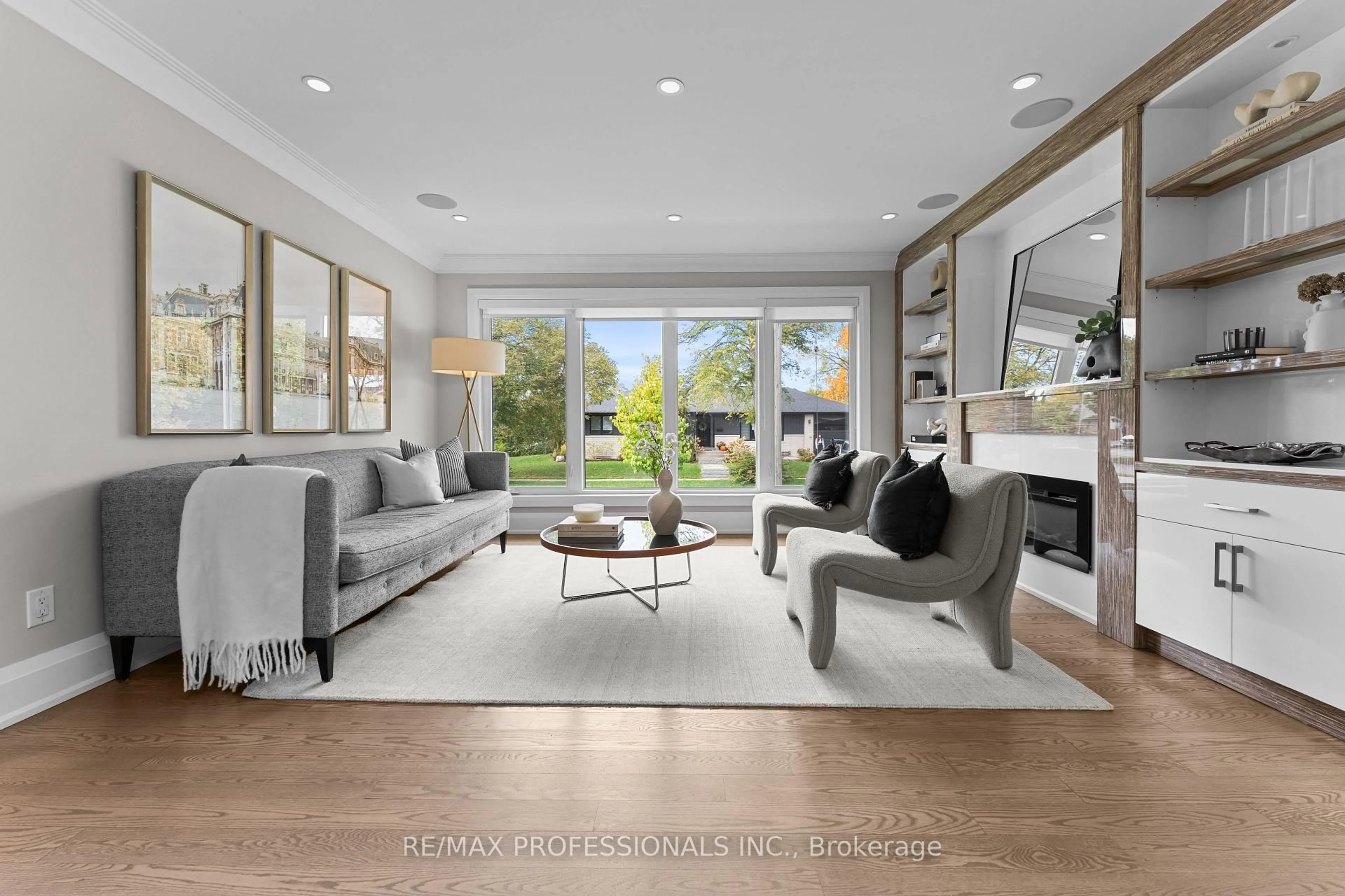 Living room with furniture, unknown for 1 Tewsley Pl, Toronto Ontario M9P 1N6