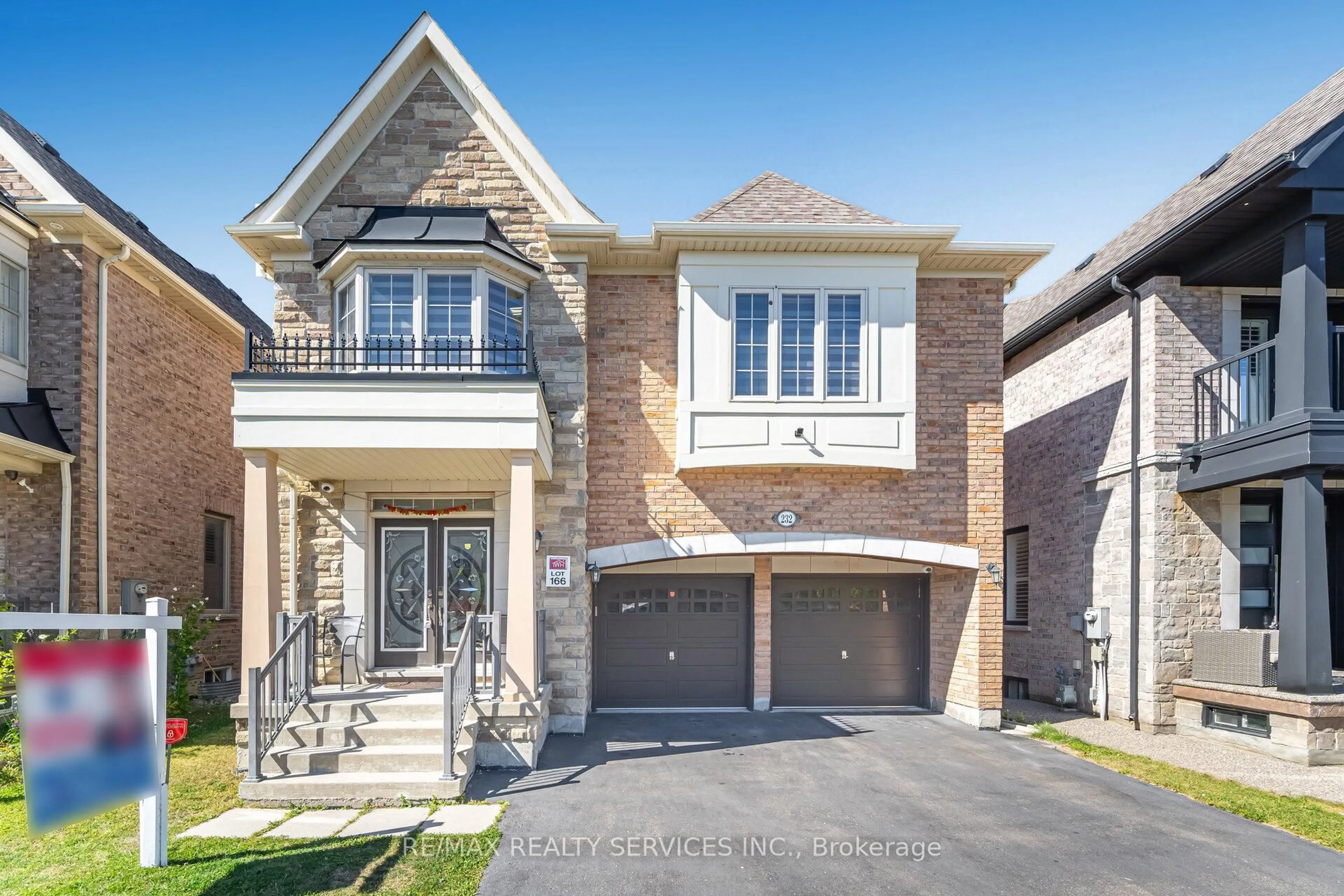 Home with brick exterior material, street for 232 Sussexvale Dr, Brampton Ontario L6R 3S3