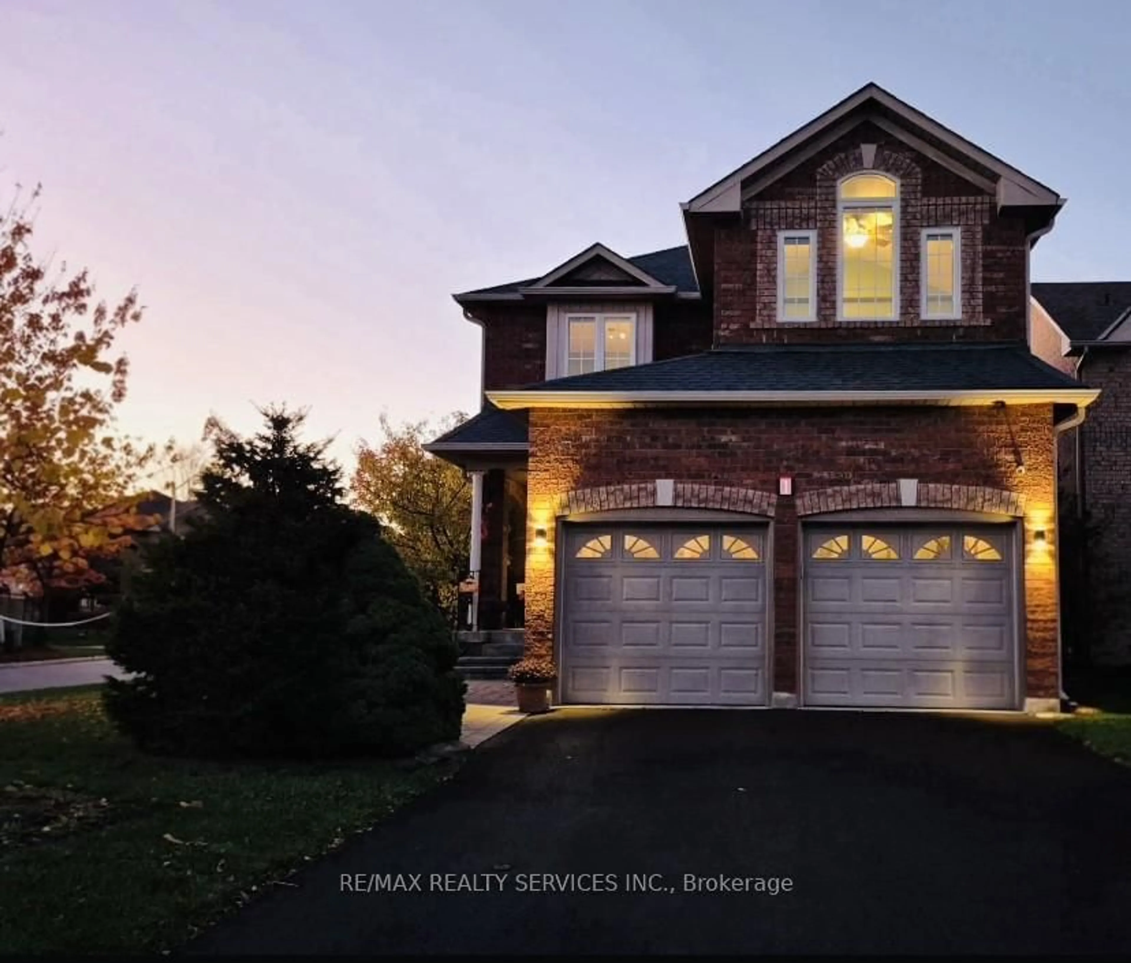 Home with brick exterior material, street for 1 Daisy Crt, Brampton Ontario L7A 1J8