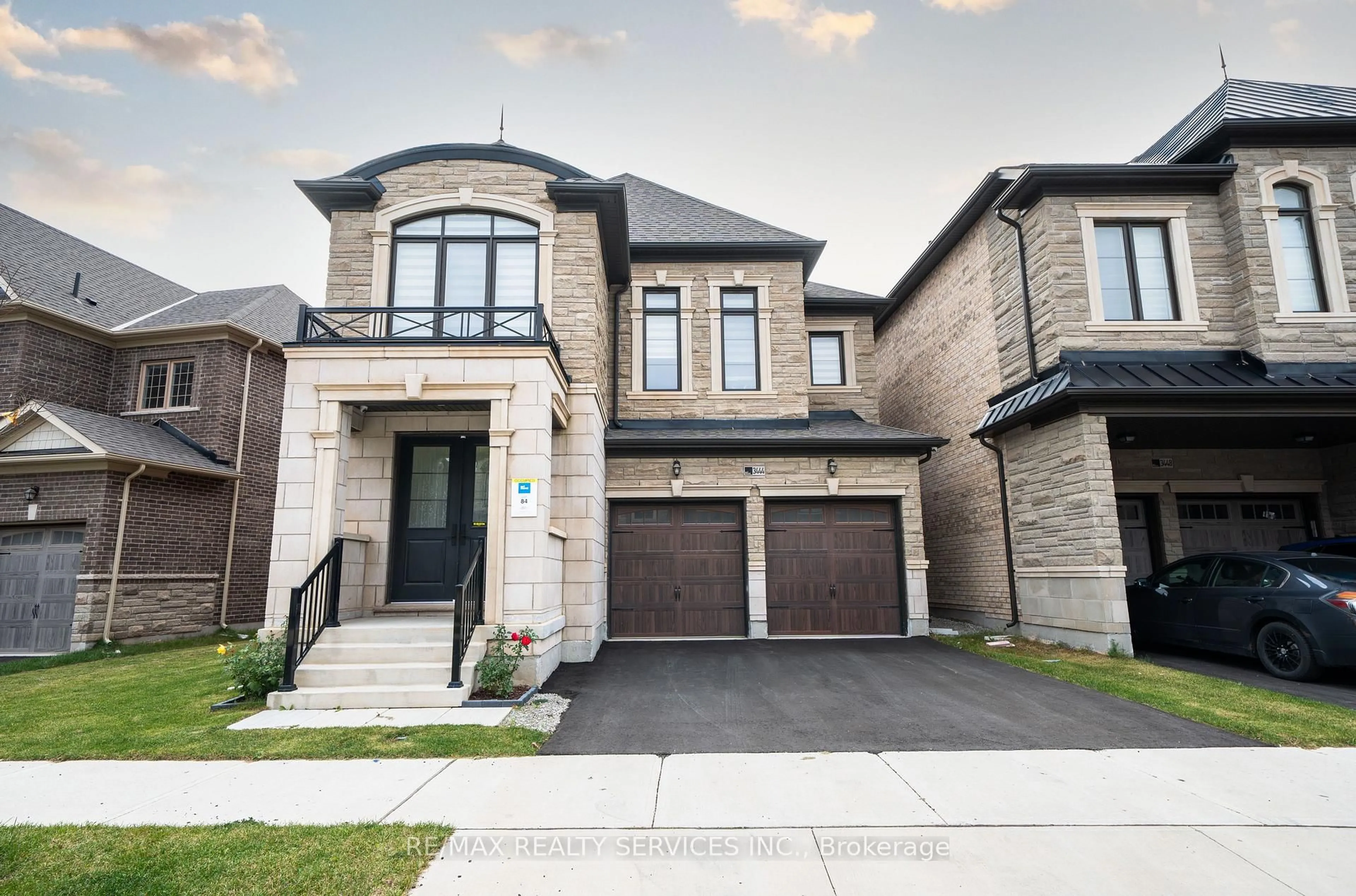 Home with brick exterior material, street for 3444 Mosley Gate, Oakville Ontario L6H 0Y8