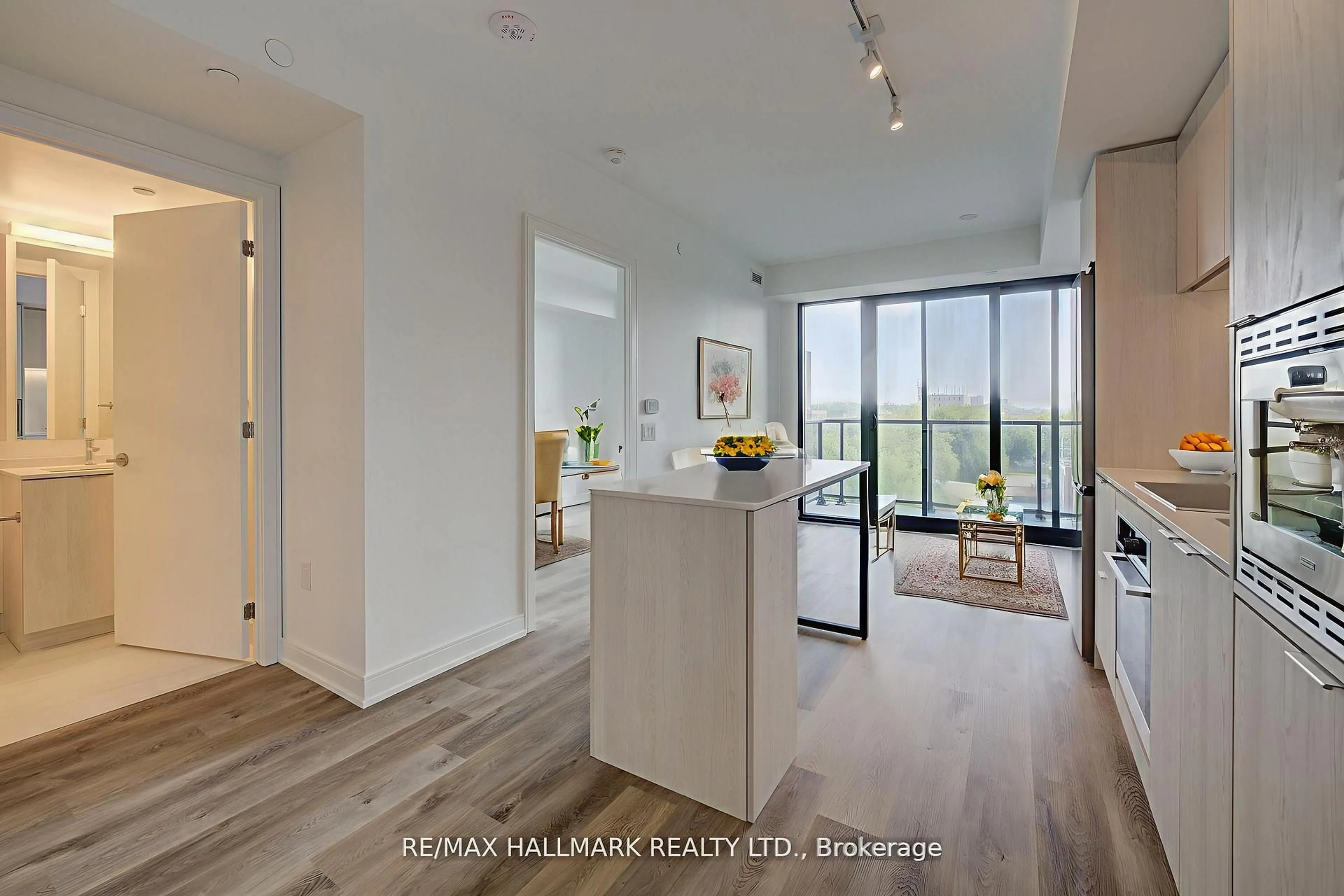 Unknown for 3009 Novar Rd #401, Mississauga Ontario L5B 0P9