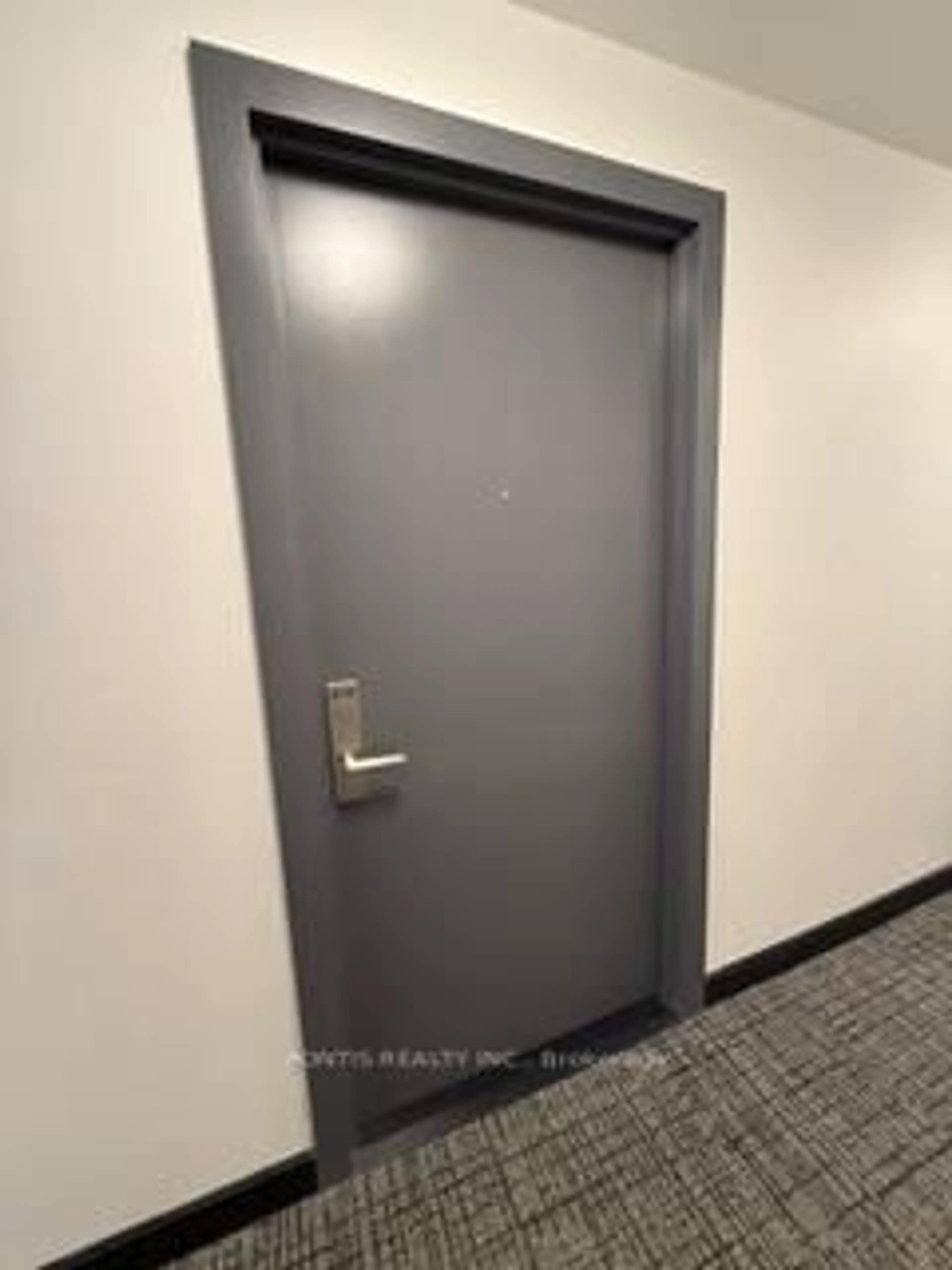 A pic of a room for 86 DUNDAS St #818, Mississauga Ontario L5A 0B1