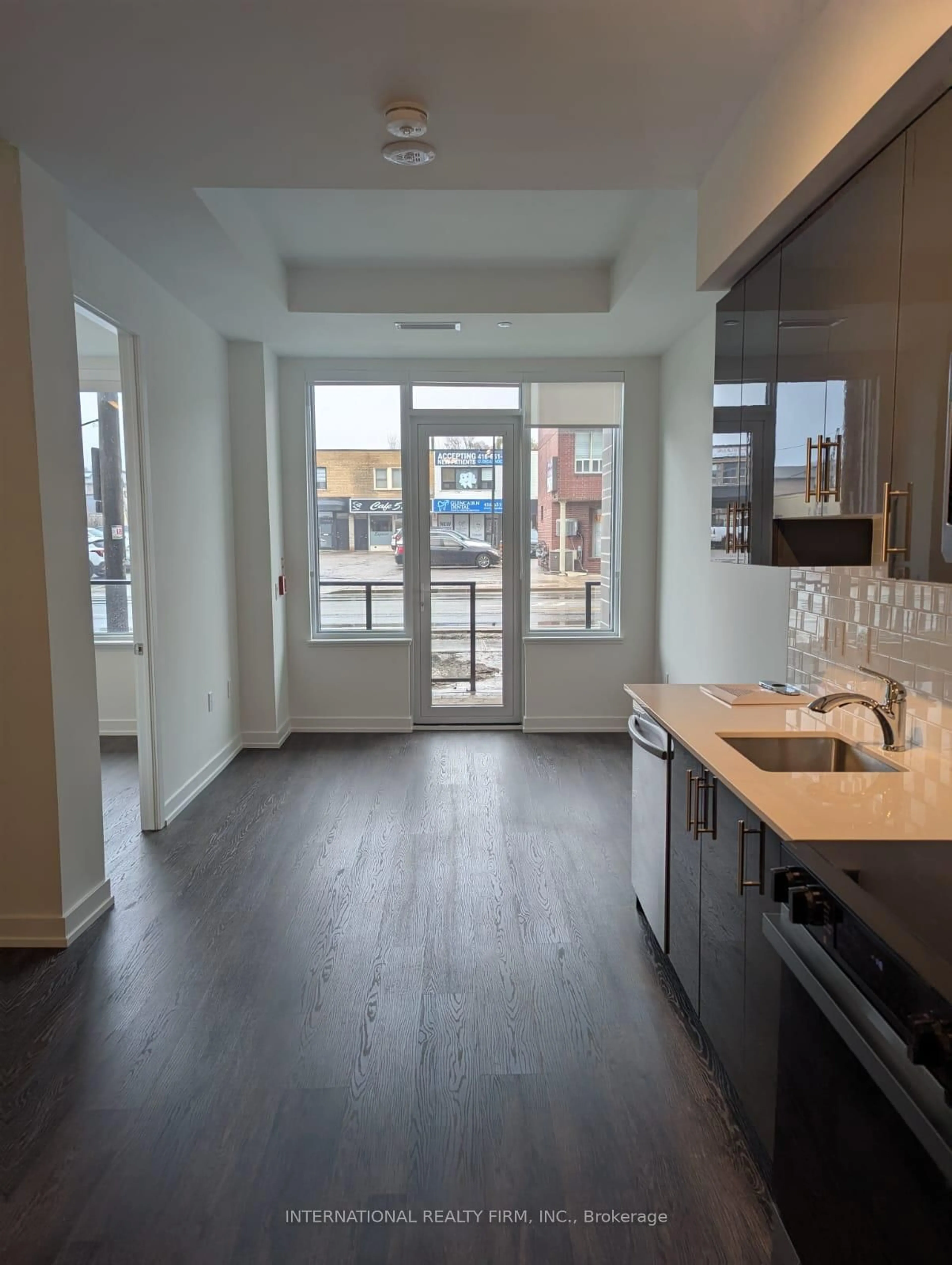 Open concept kitchen, unknown for 556 MARLEE Ave #102, Toronto Ontario M6B 0B1