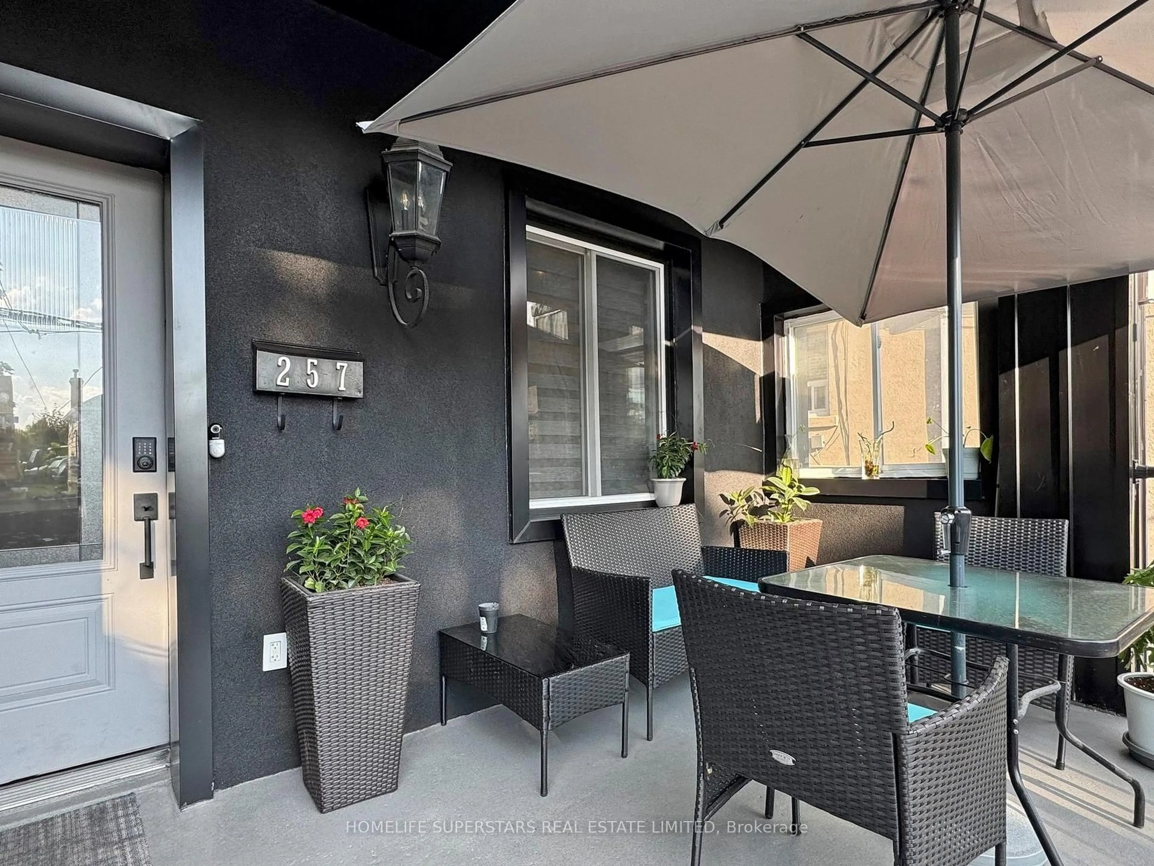 Patio, street for 257 Prescott Ave, Toronto Ontario M6N 3G9