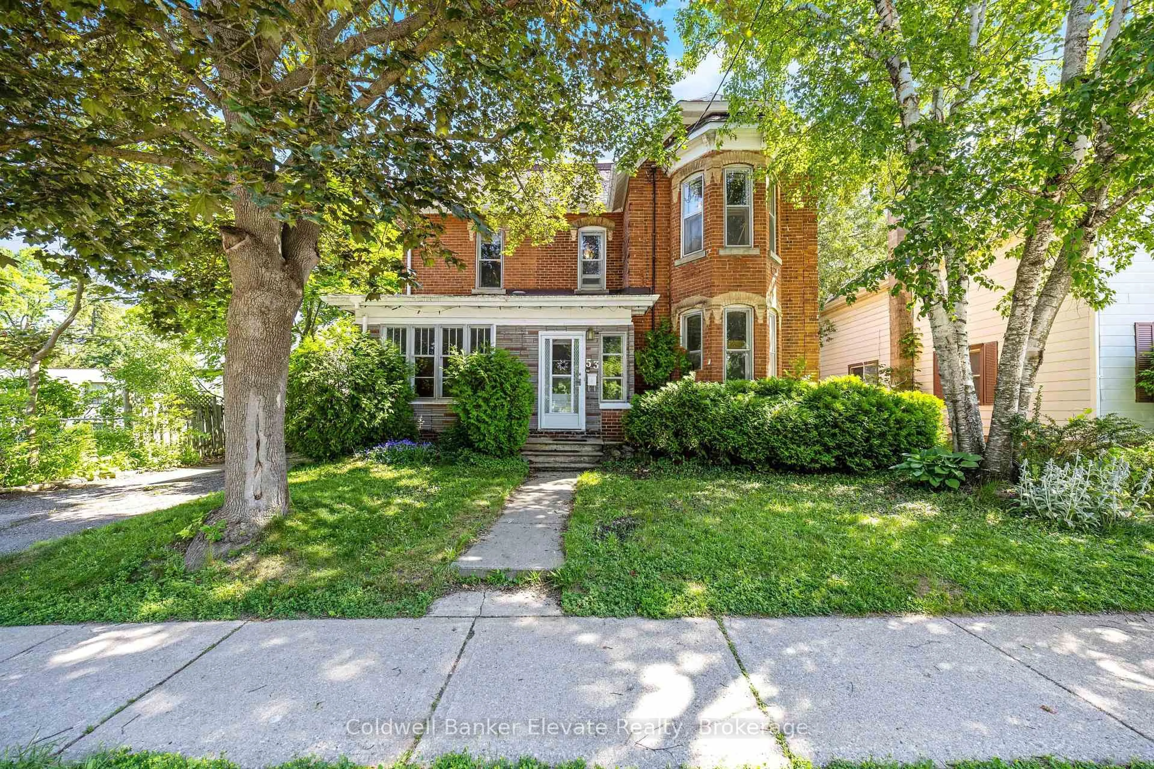 Home with brick exterior material, street for 53 Willow St, Halton Hills Ontario L7J 1Z8