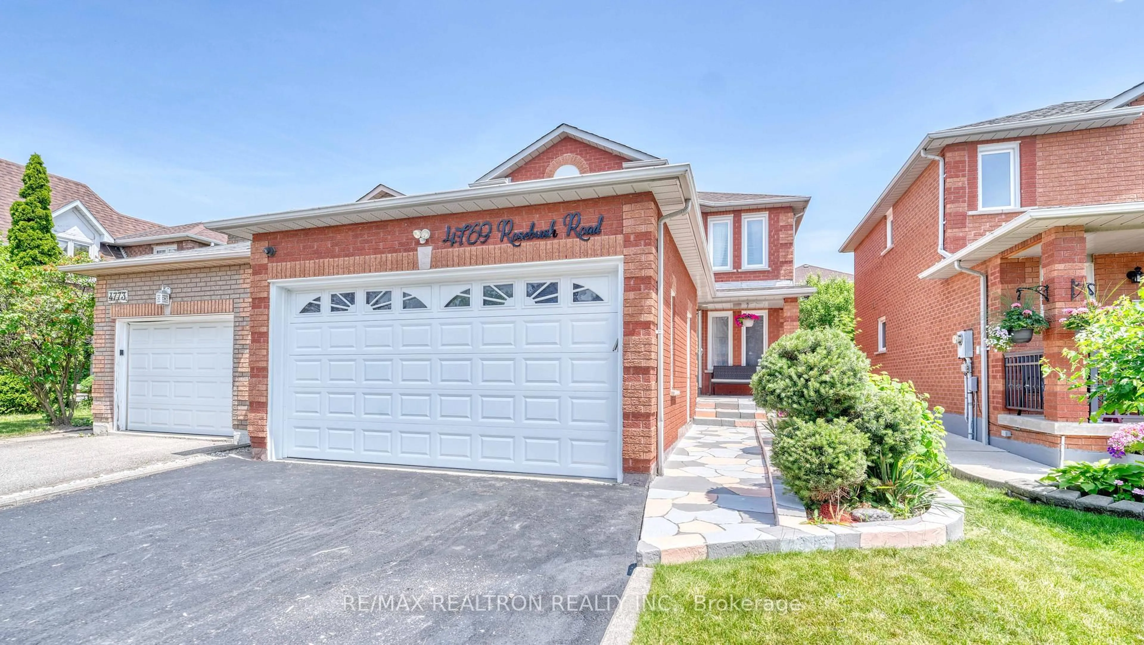 Home with brick exterior material, street for 4769 Rosebush Rd, Mississauga Ontario L5M 5N1