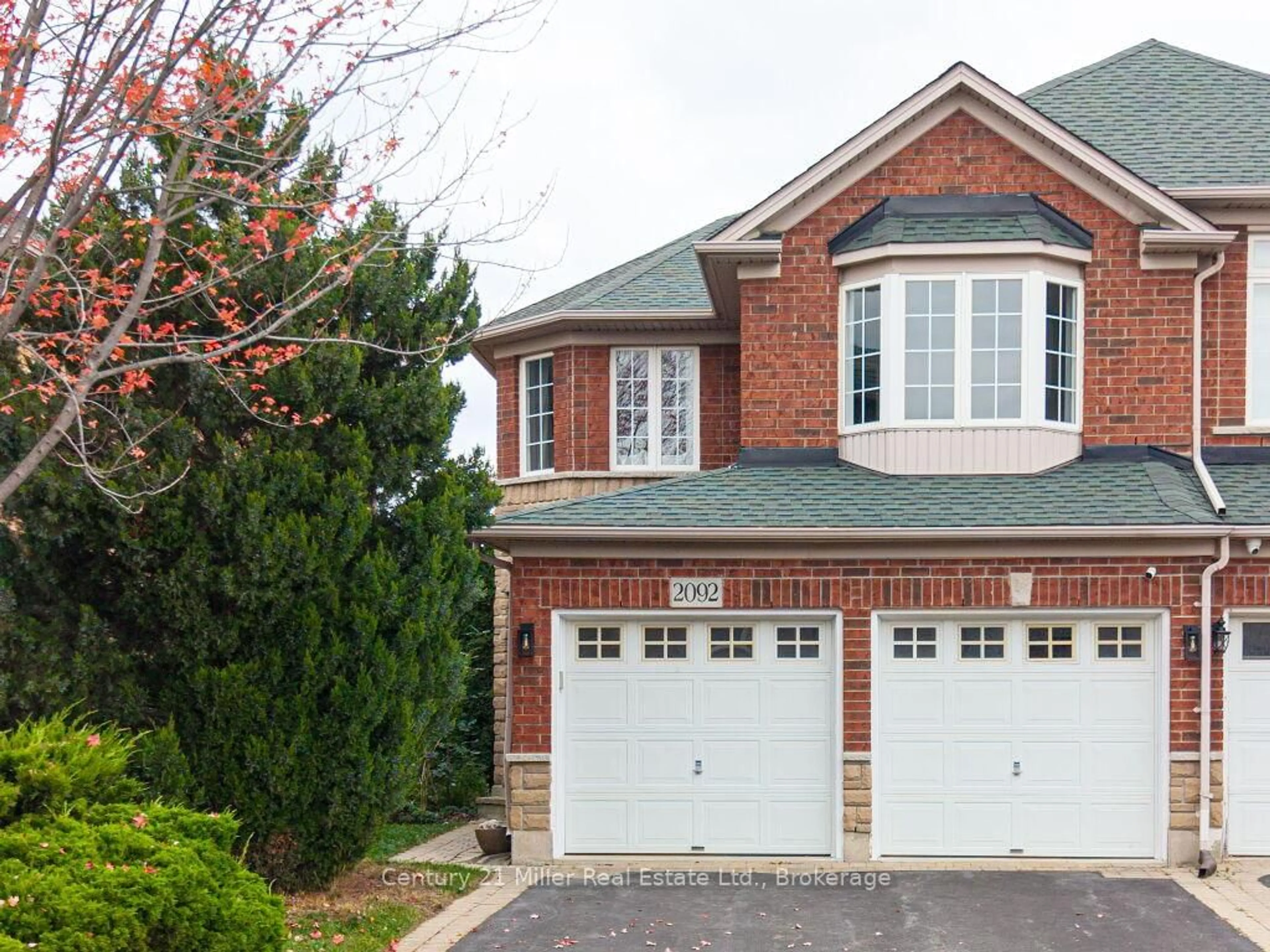 Home with brick exterior material, street for 2092 Redstone Cres, Oakville Ontario L6M 5B1
