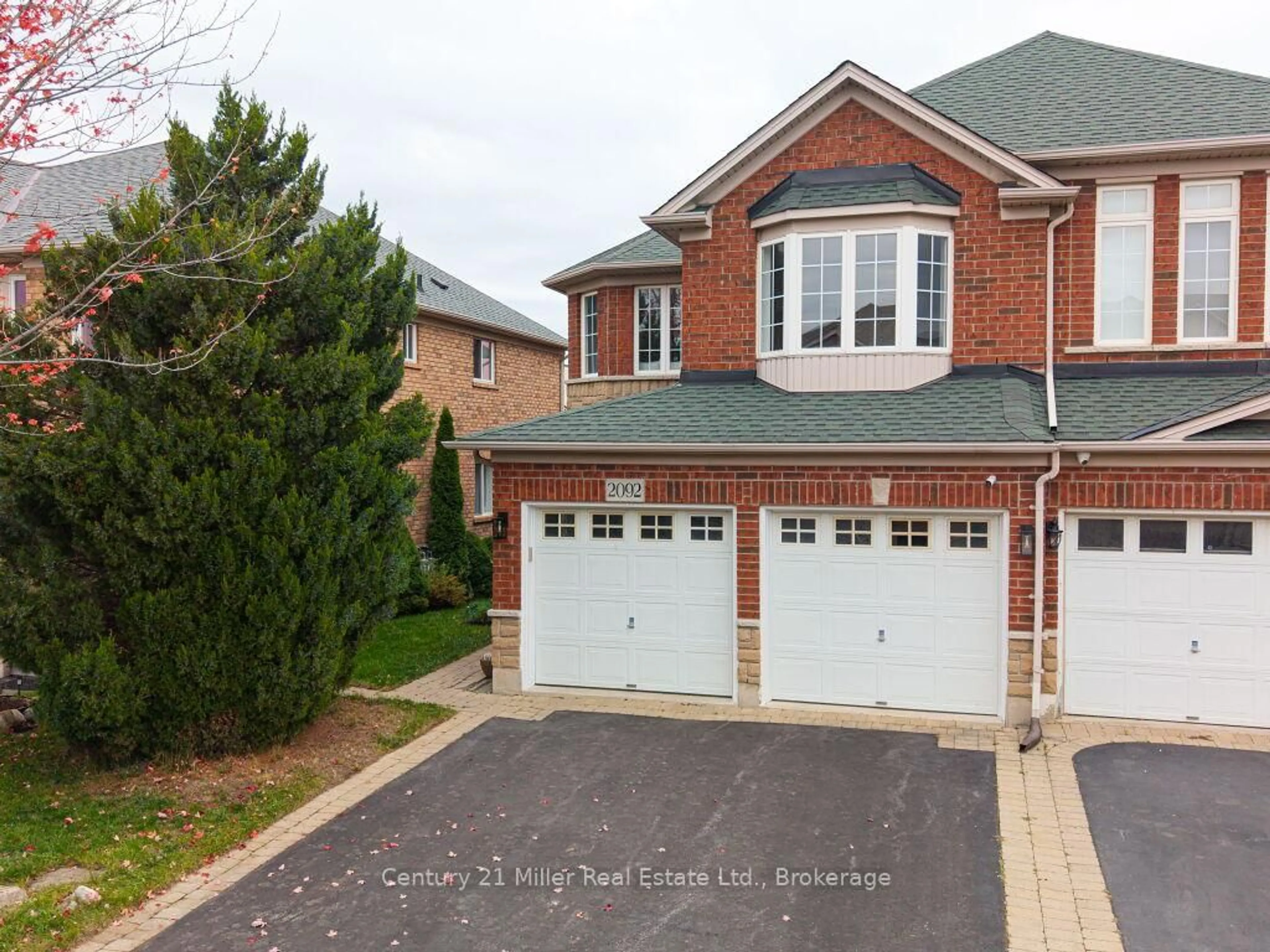 Home with brick exterior material, street for 2092 Redstone Cres, Oakville Ontario L6M 5B1