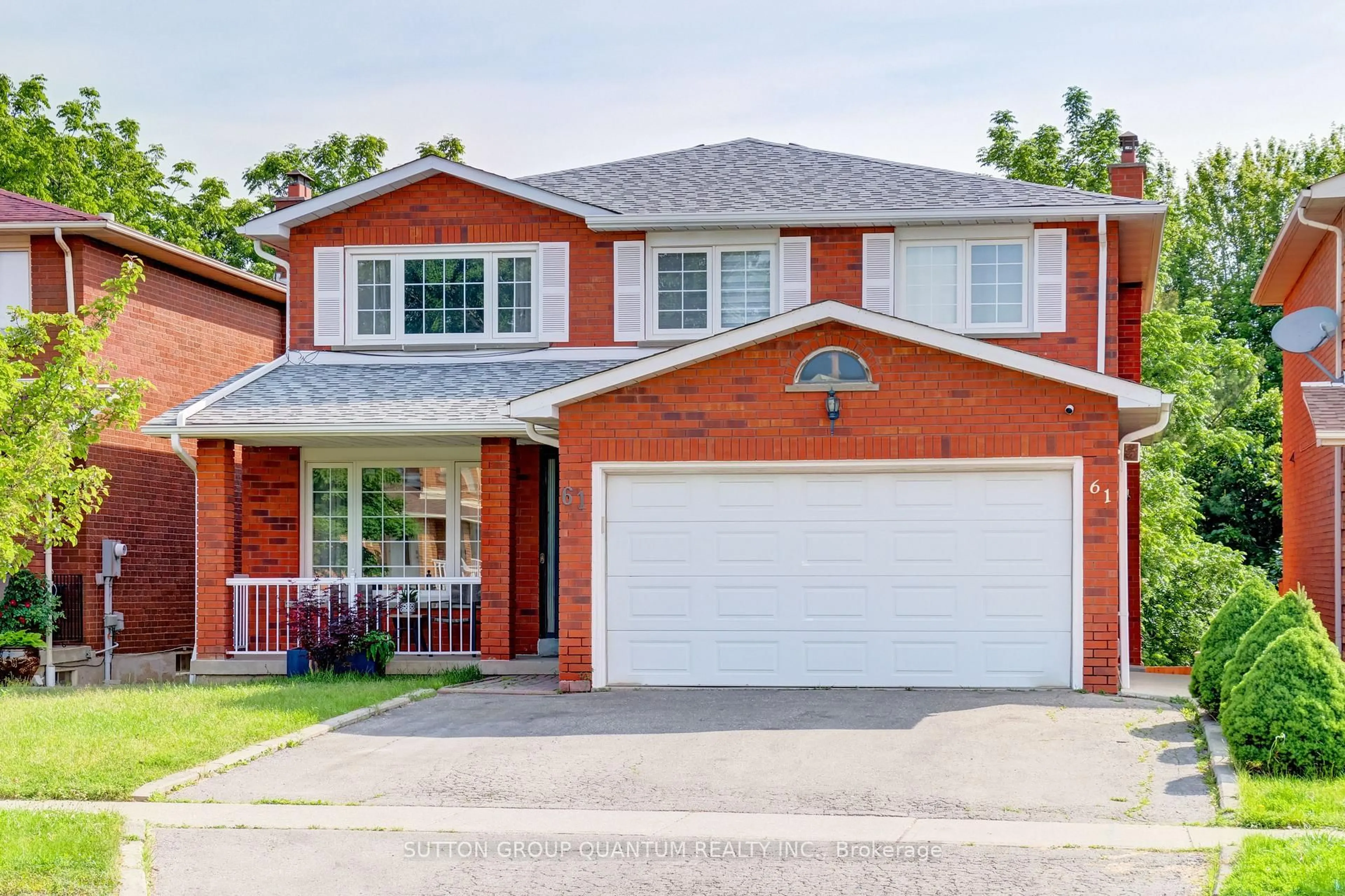 Home with brick exterior material, street for 61 Sunforest Dr, Brampton Ontario L6Z 2W7