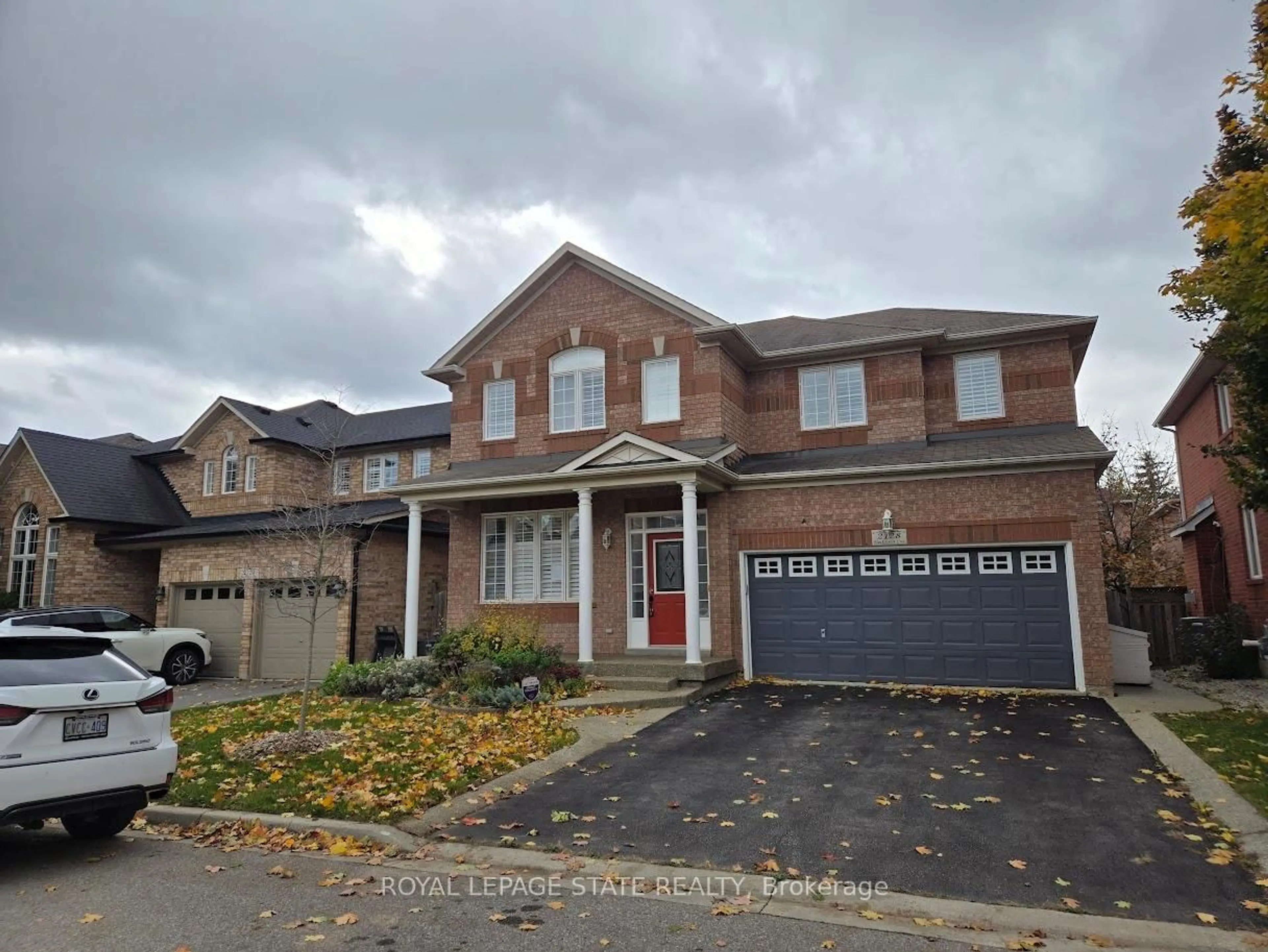 Home with brick exterior material, street for 2128 Blackforest Cres, Oakville Ontario L6M 4T7