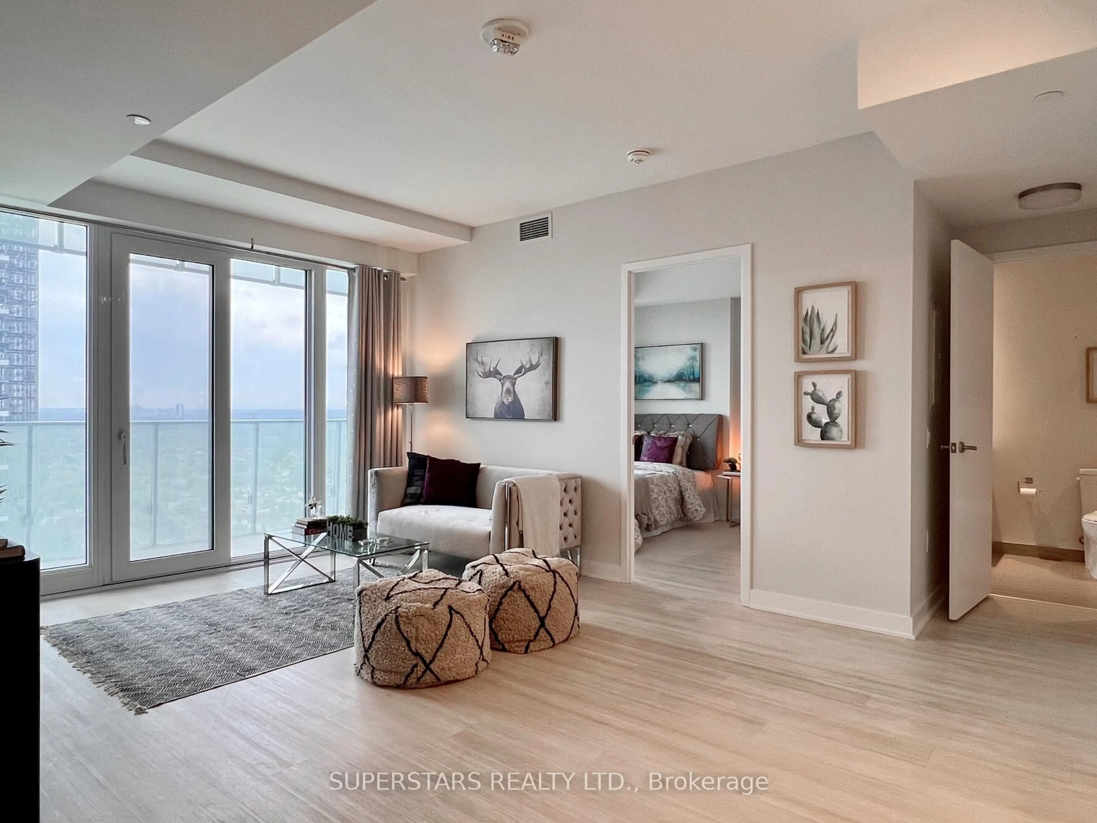 Living room with furniture, unknown for 3900 Confederation Pkwy #2306, Mississauga Ontario L5B 0M3