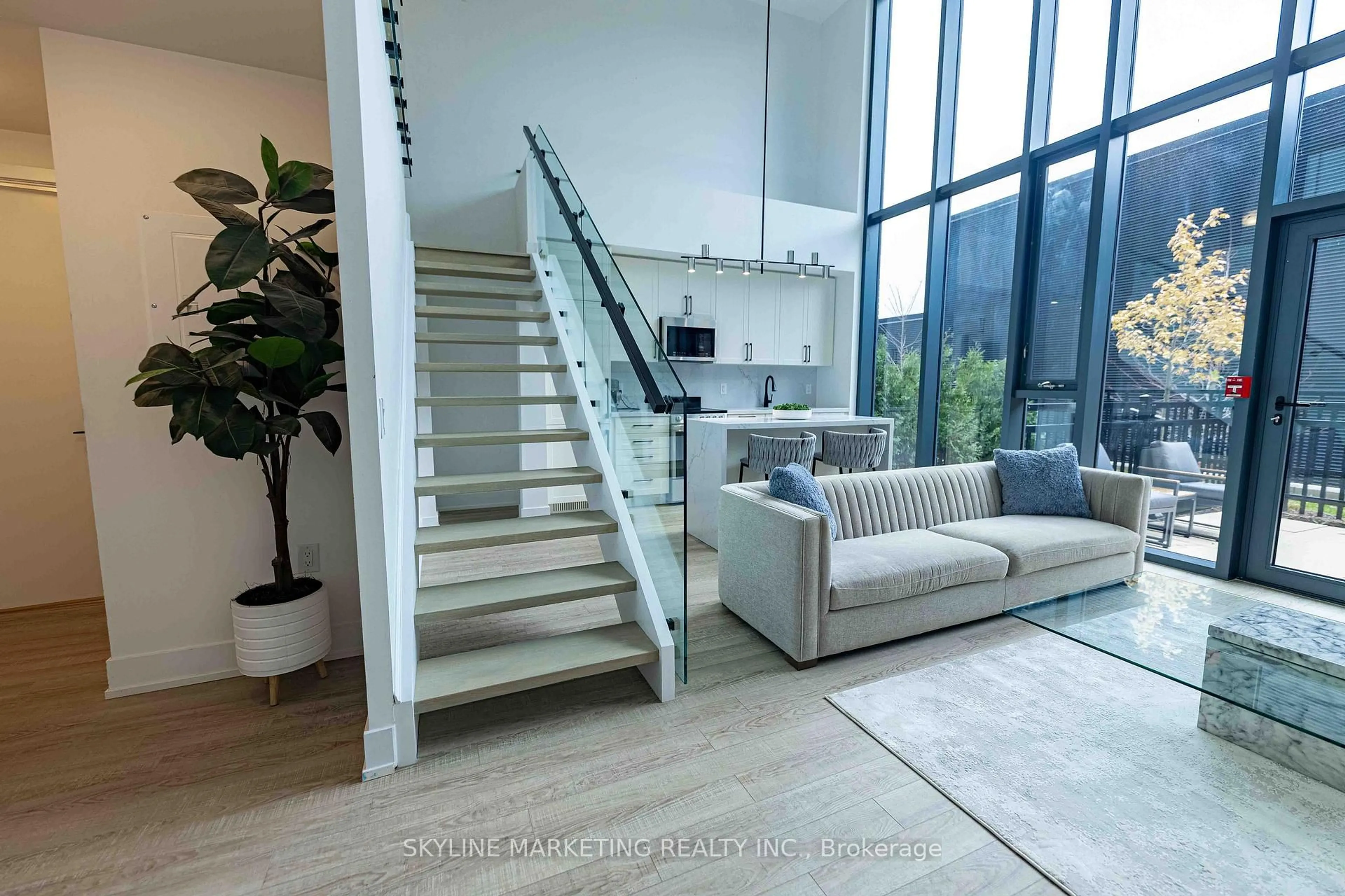 Unknown for 2450 Old Bronte Rd #104, Oakville Ontario L6M 5P6