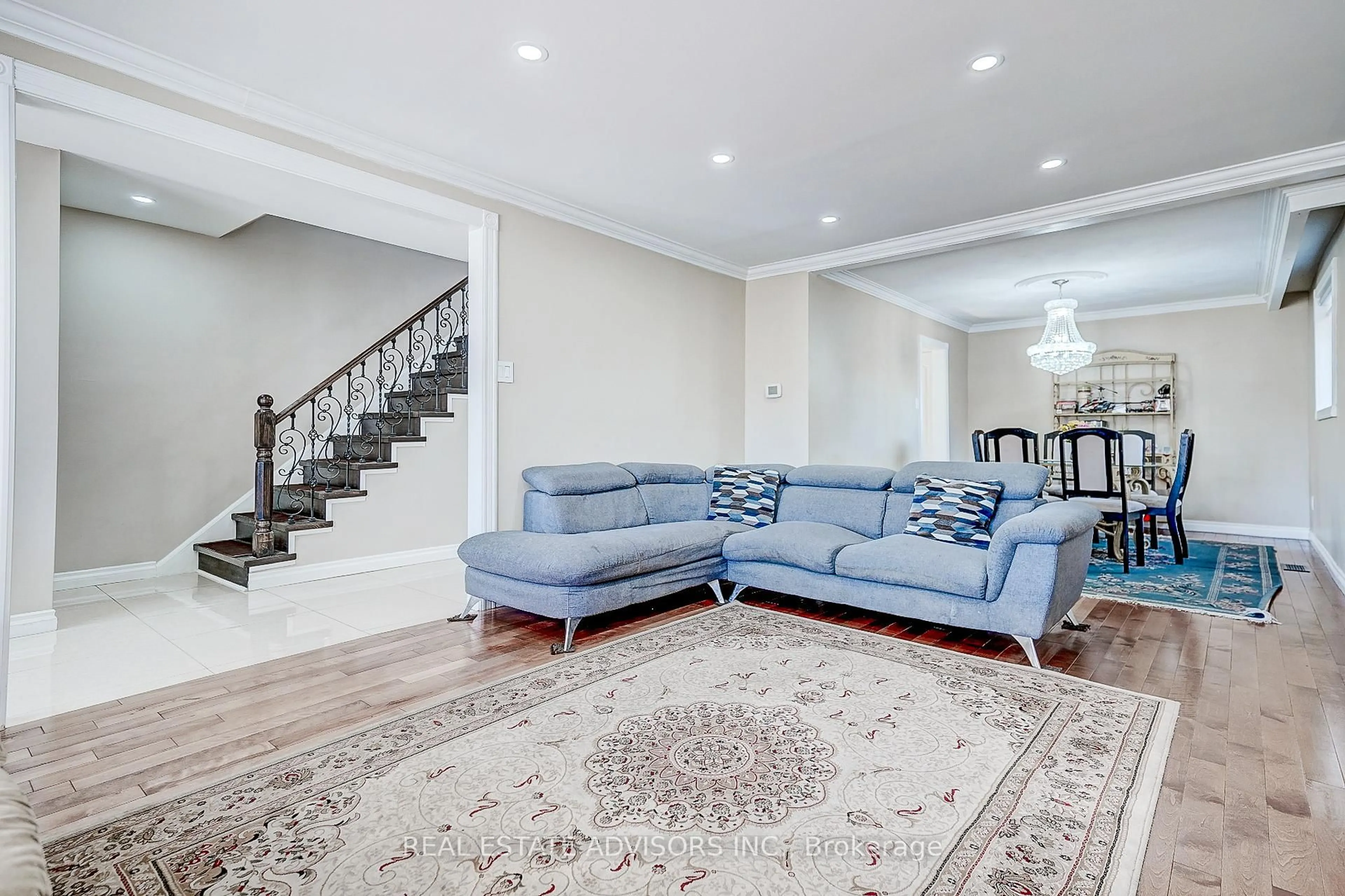 Living room with furniture, unknown for 1228 Jane St, Toronto Ontario M6M 4X7