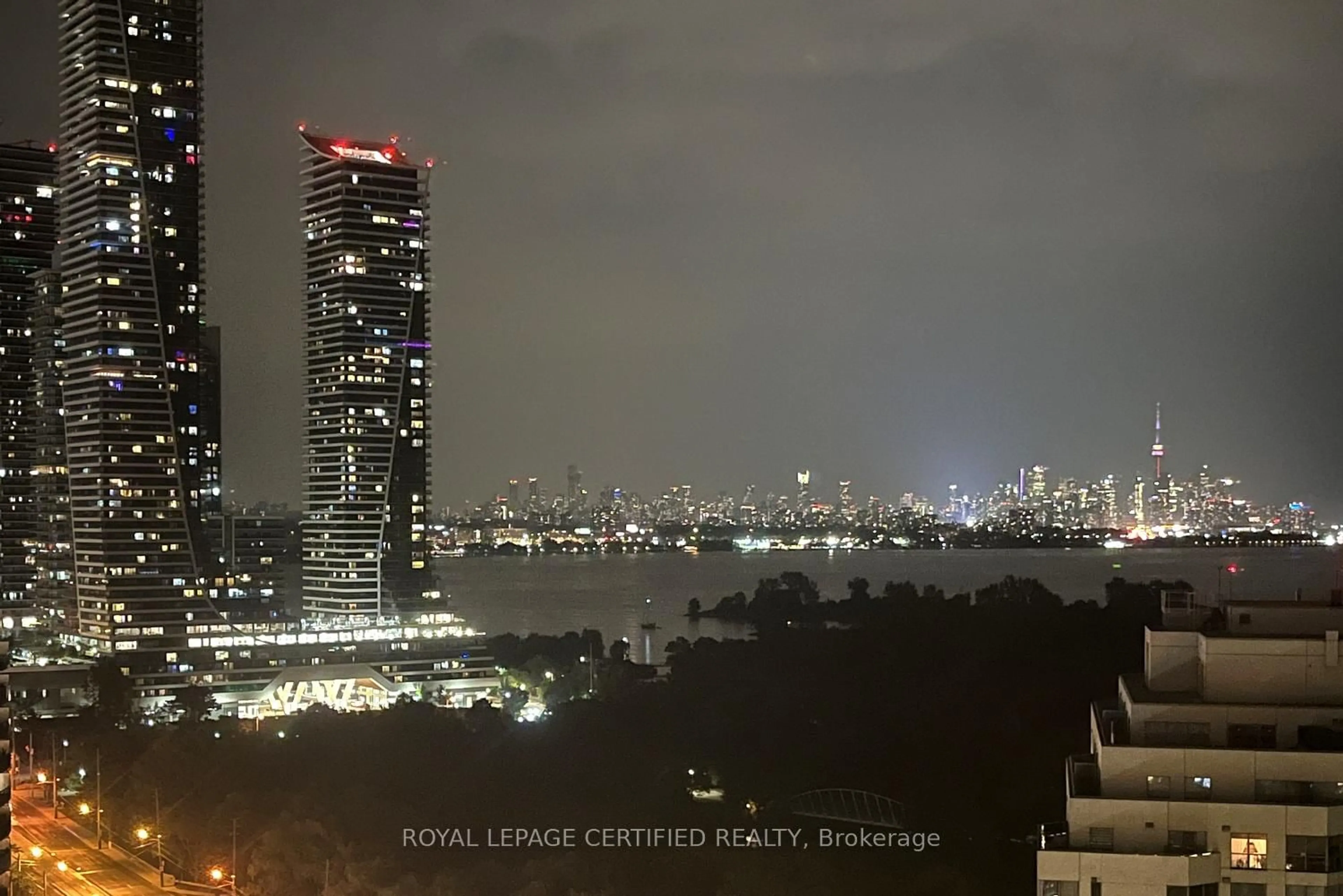 Blurry image for 2269 Lake Shore Blvd #2302, Toronto Ontario M8V 3X6