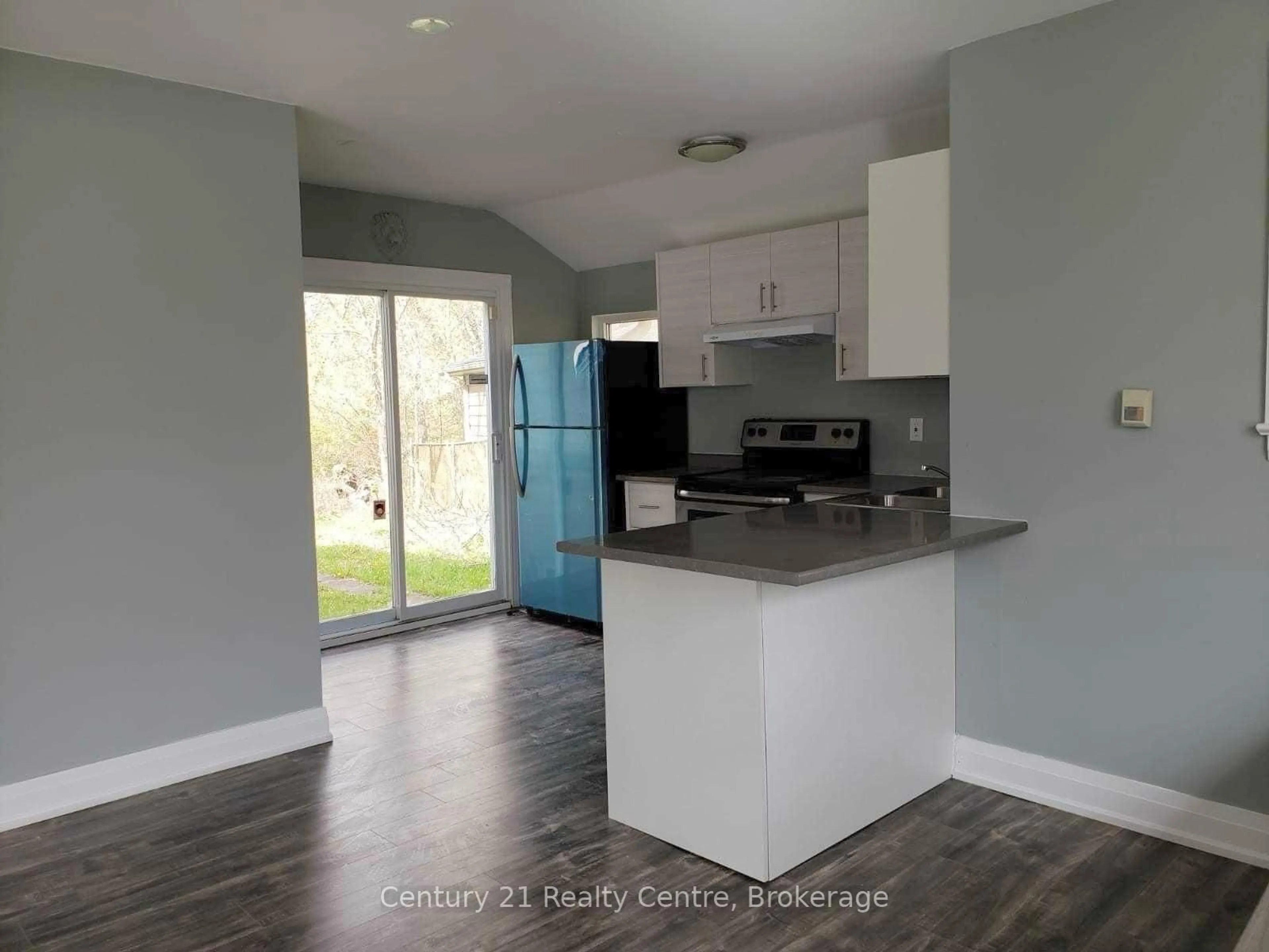 Open concept kitchen, unknown for 1491 Pembroke Dr, Oakville Ontario L6H 1V6