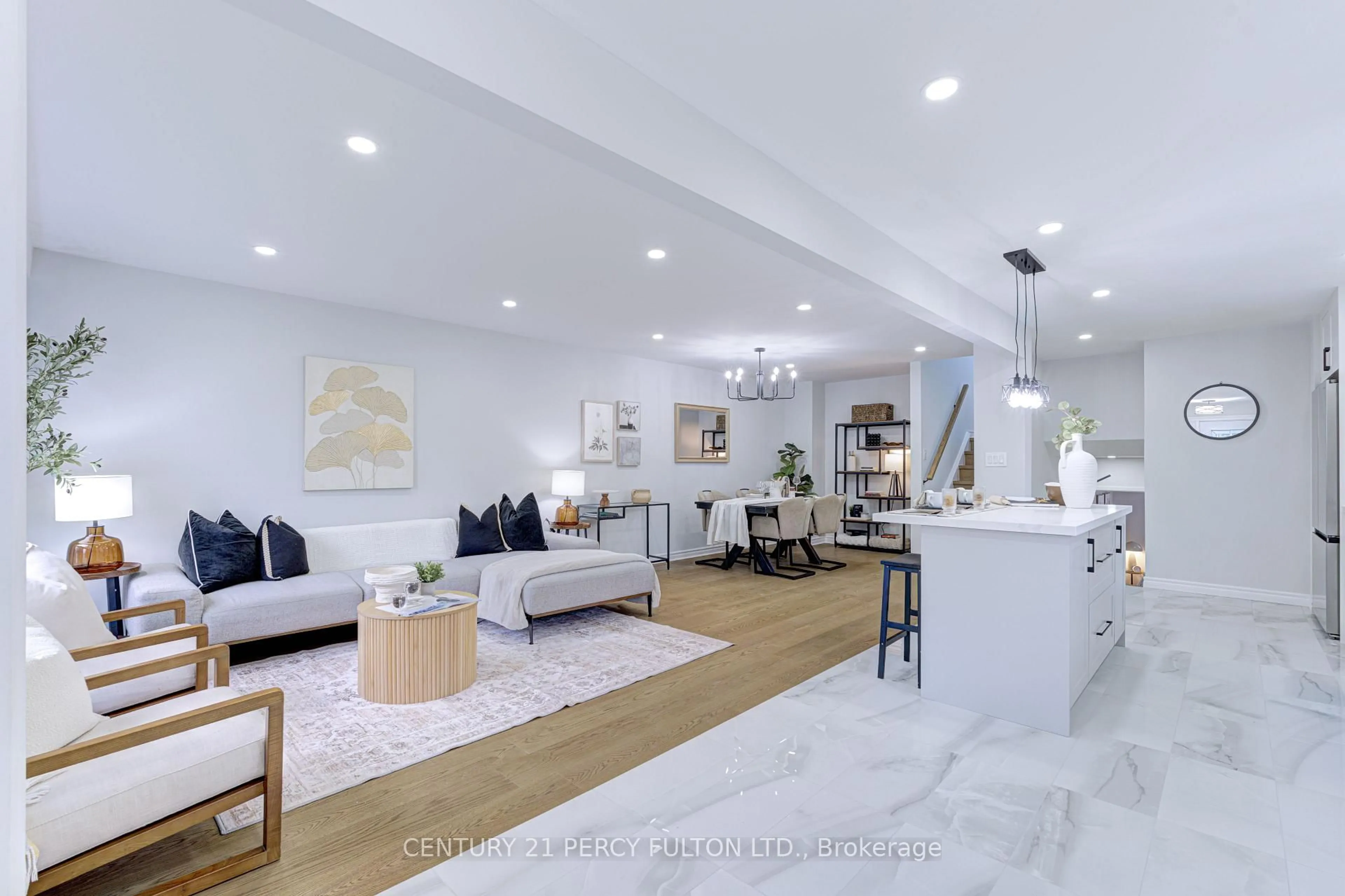 Living room with furniture, ceramic/tile floor for 7146 Harwick Dr, Mississauga Ontario L4T 3A4