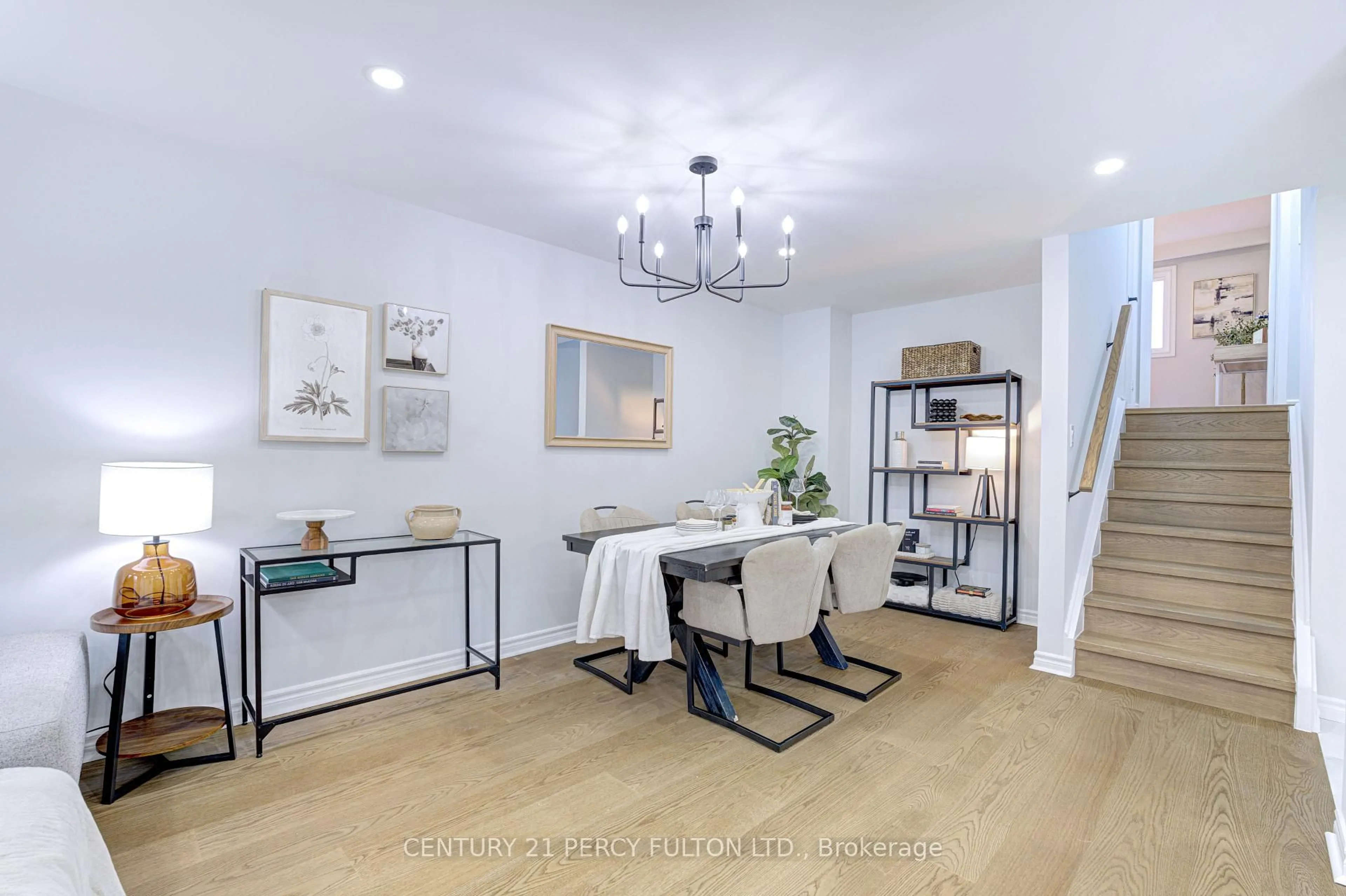 Dining room, wood/laminate floor for 7146 Harwick Dr, Mississauga Ontario L4T 3A4