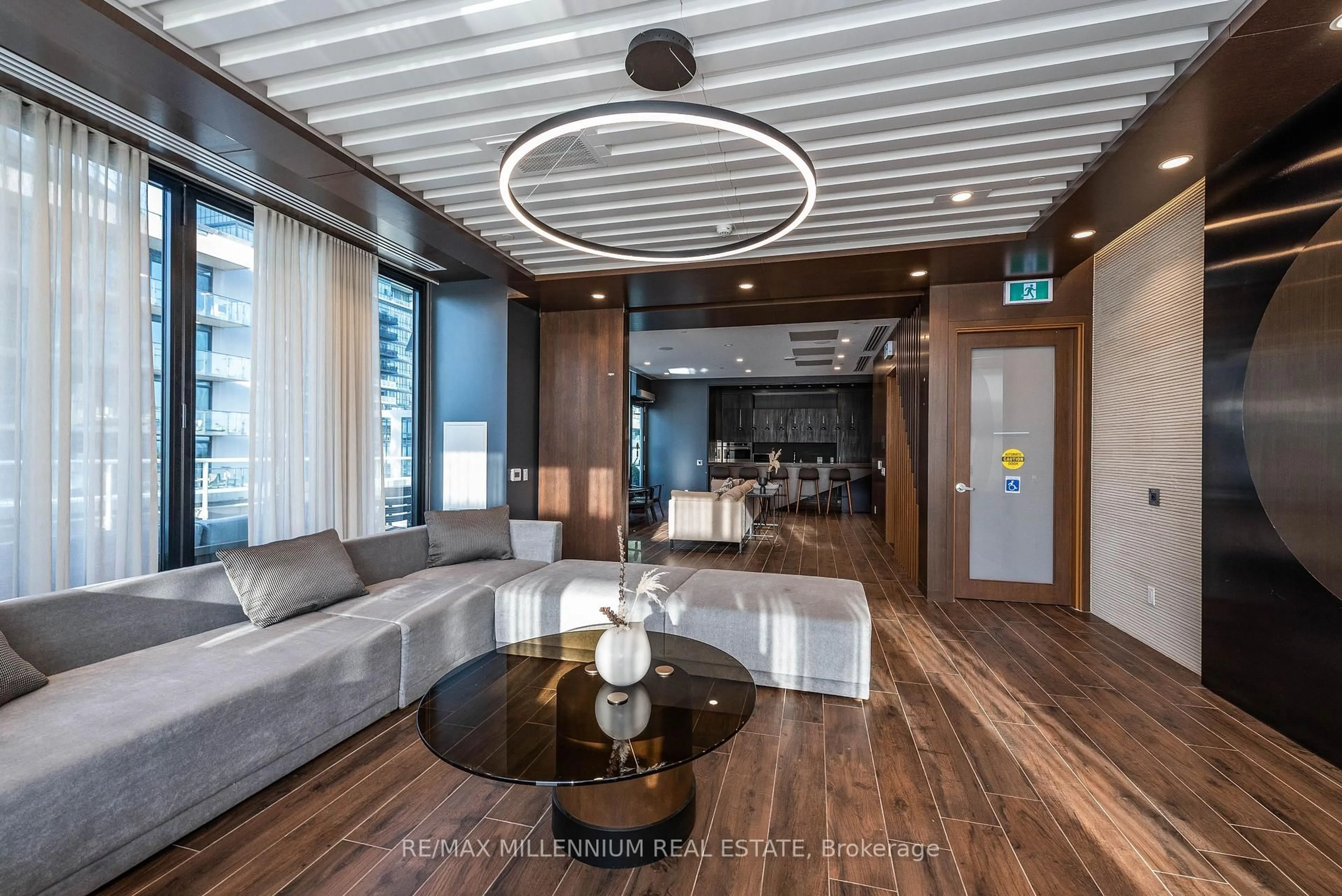 Unknown for 70 Annie Craig Dr #4801, Toronto Ontario M8V 0C4