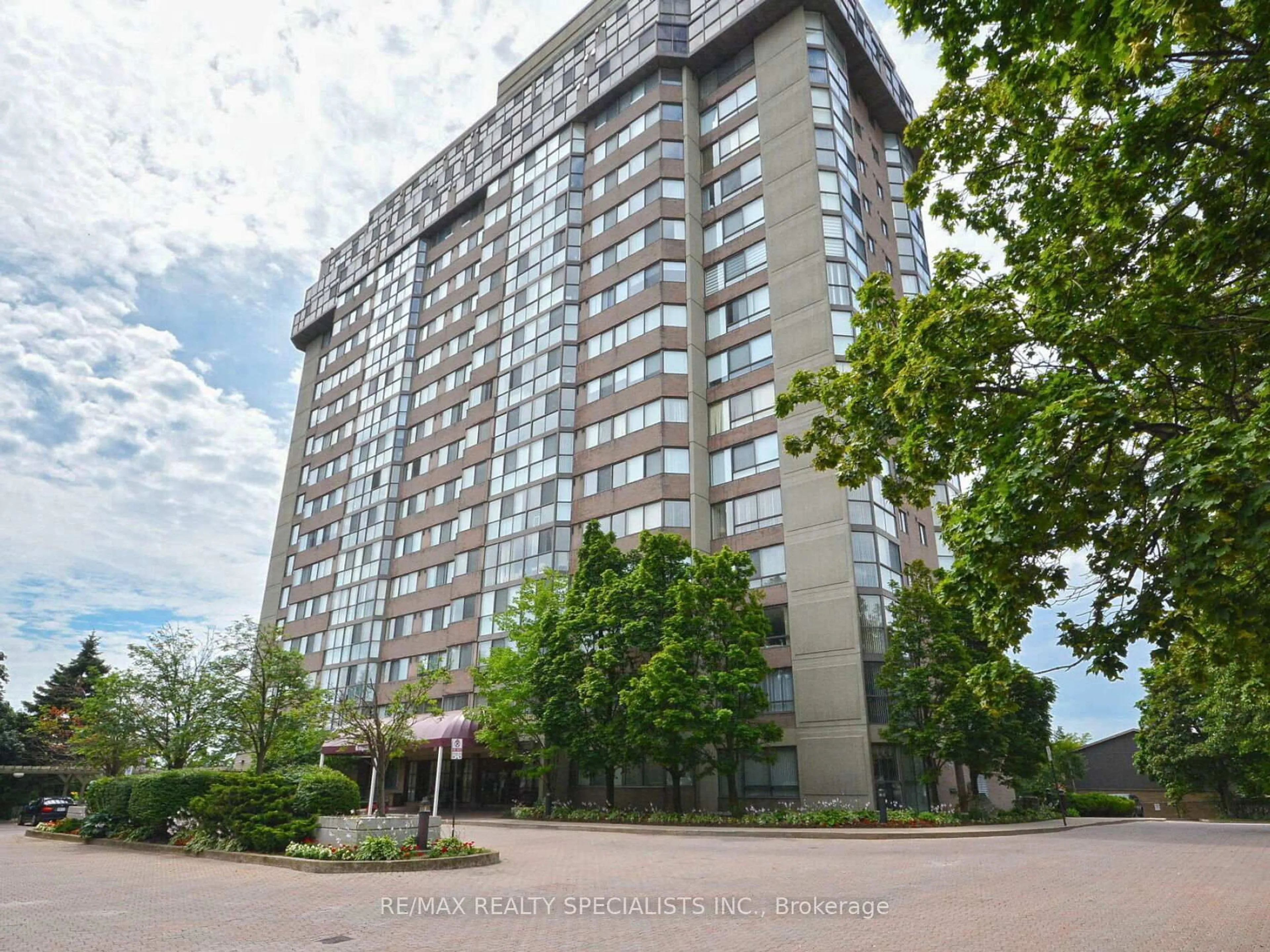Unknown for 880 Dundas St #1002, Mississauga Ontario L5C 4H3