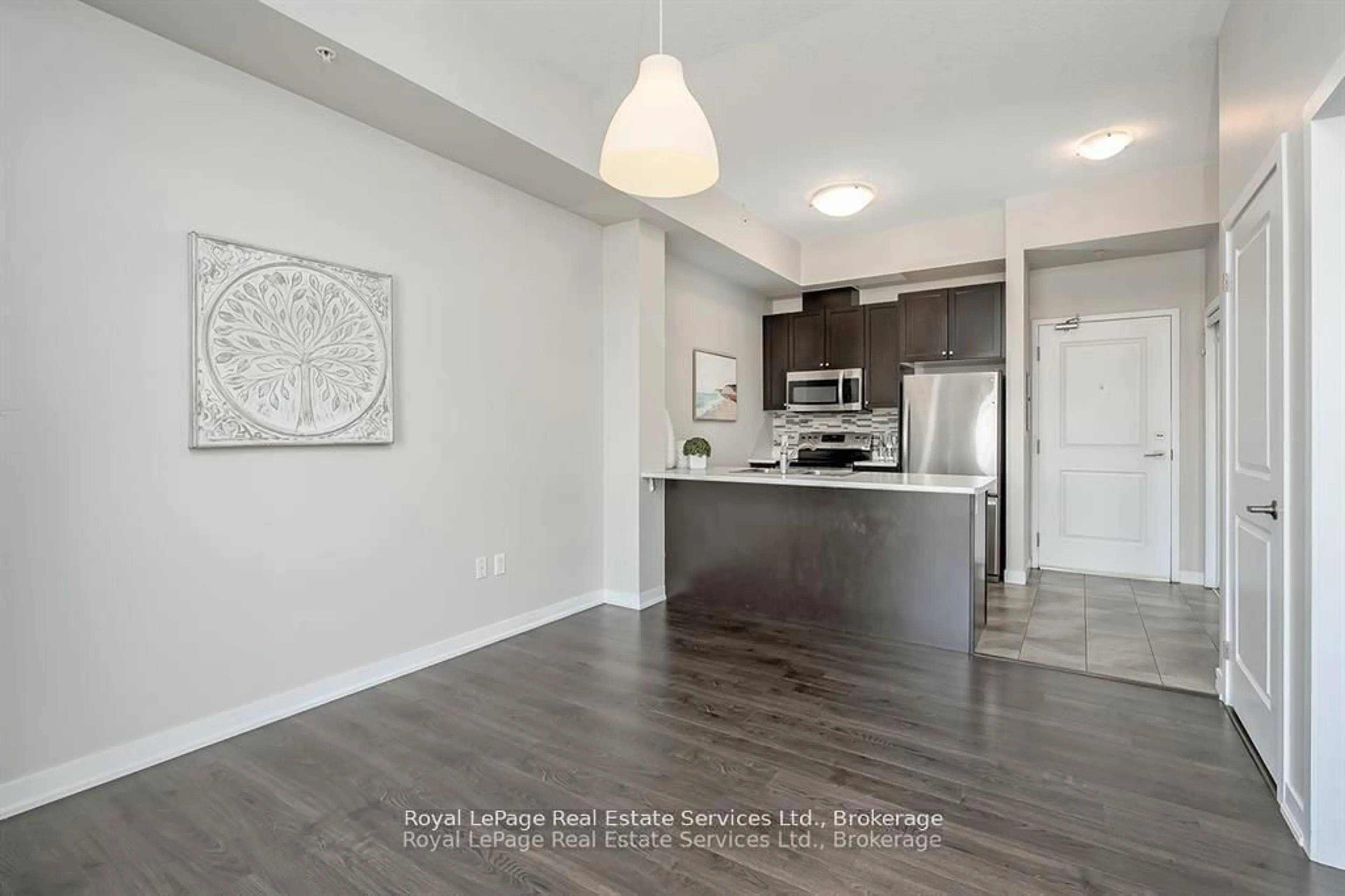 Open concept kitchen, unknown for 5010 Corporate Dr #405, Burlington Ontario L7L 0H6