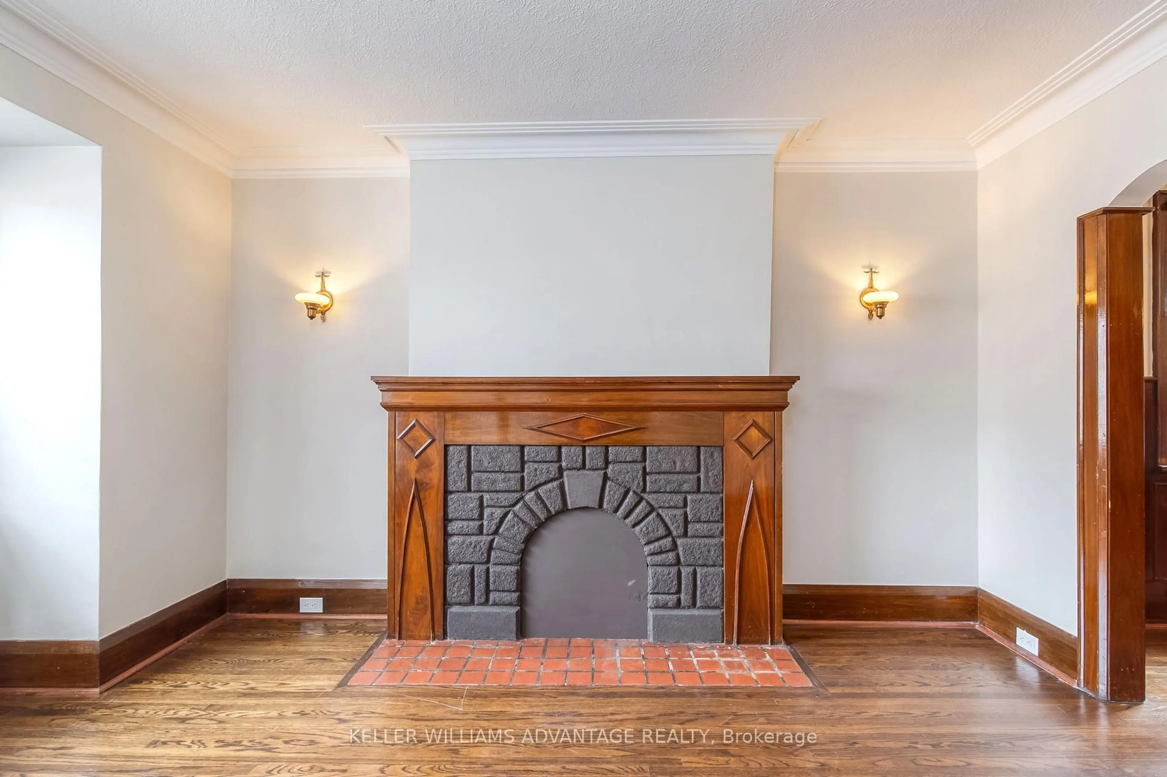 Unknown for 1837 Davenport Rd, Toronto Ontario M6N 1B8