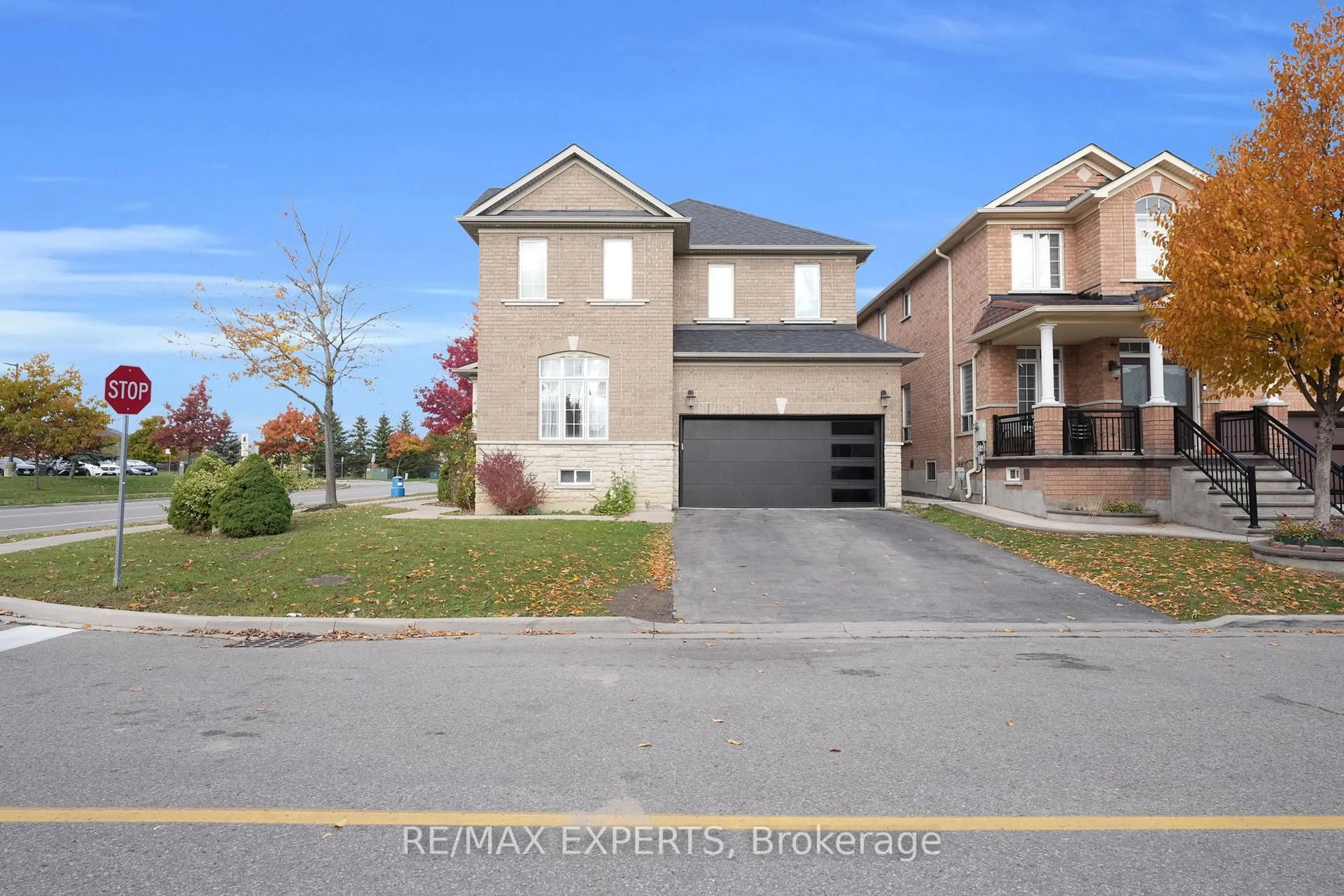 Home with brick exterior material, street for 261 Mountainash Rd, Brampton Ontario L6R 3M3
