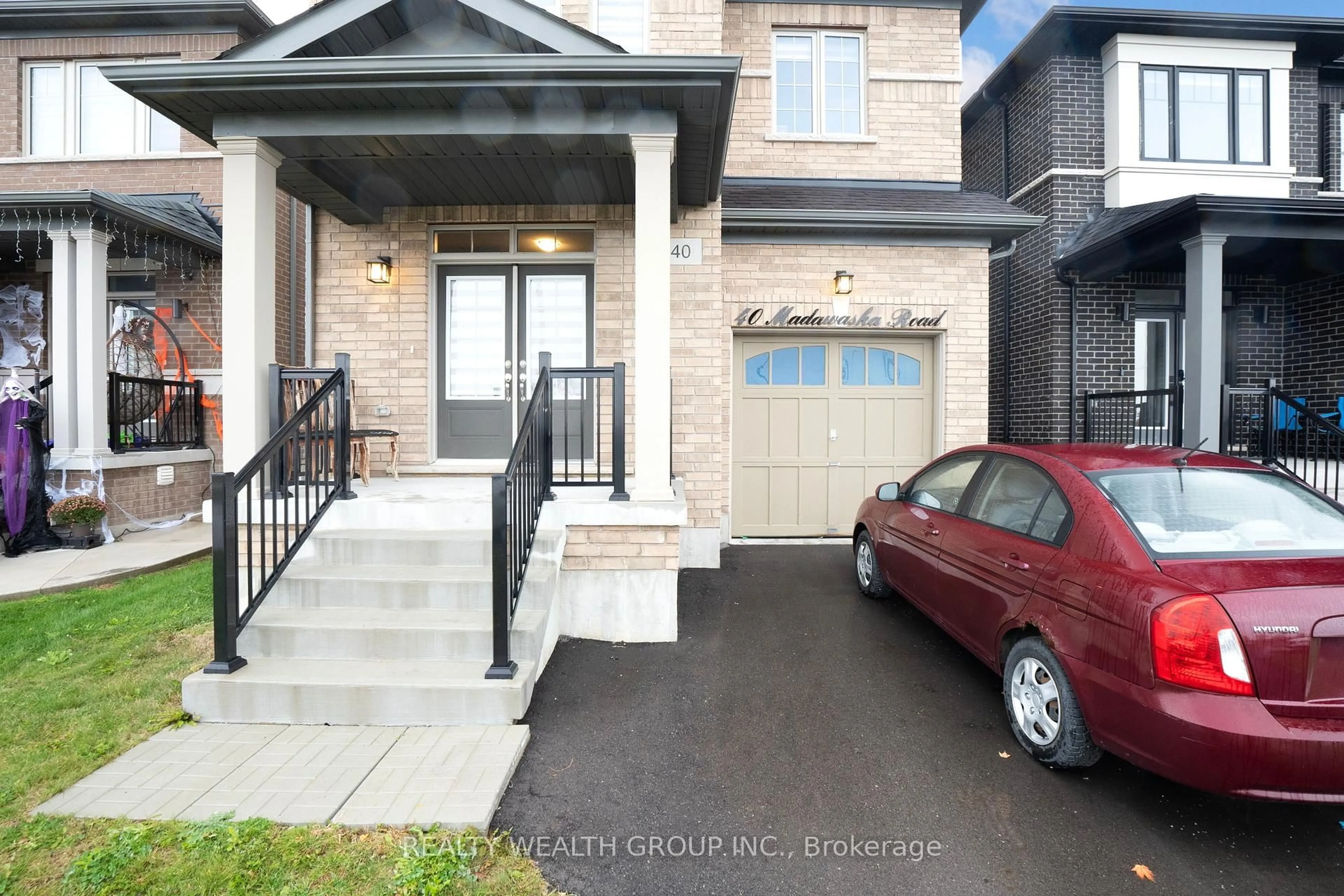 Unknown for 40 Madawaksa Rd, Caledon Ontario L7C 1Z9