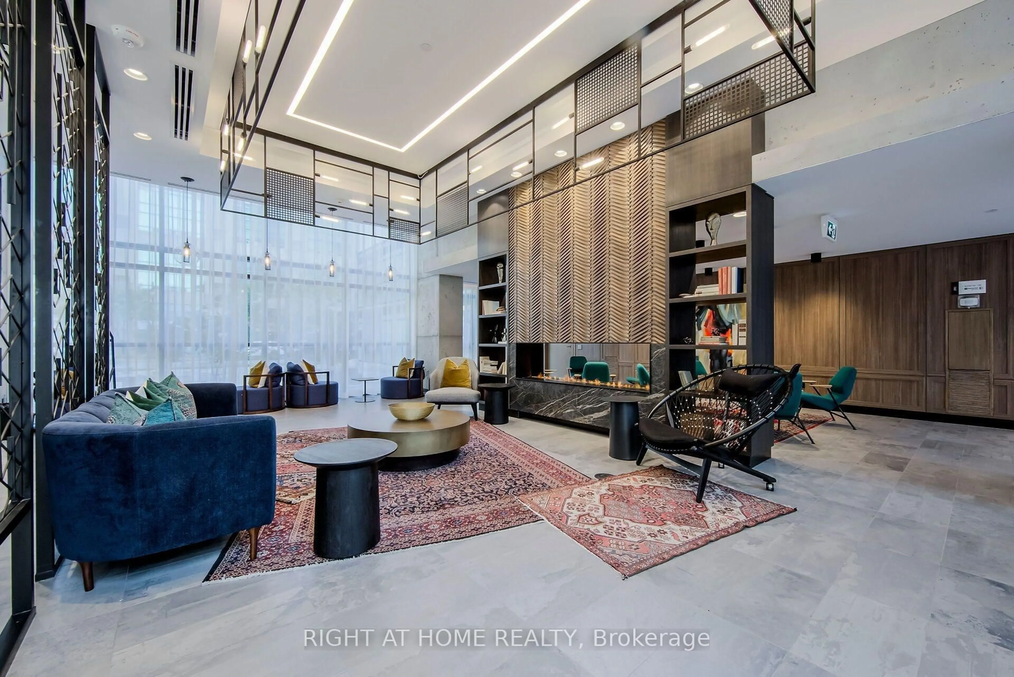 Lobby for 251 Manitoba St, Toronto Ontario M8Y 0C7