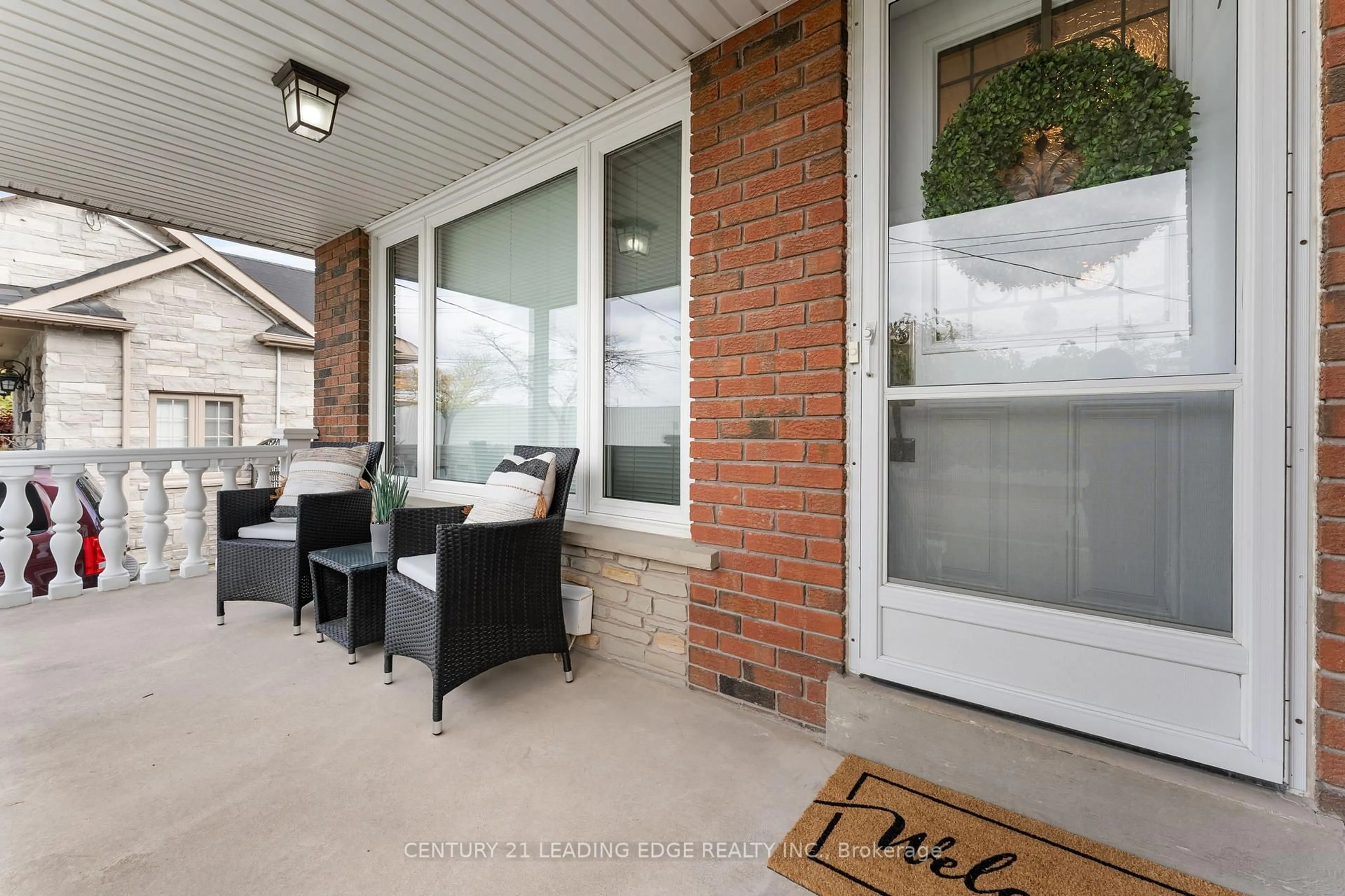 Patio, street for 27 Murray Rd, Toronto Ontario M3K 1T3